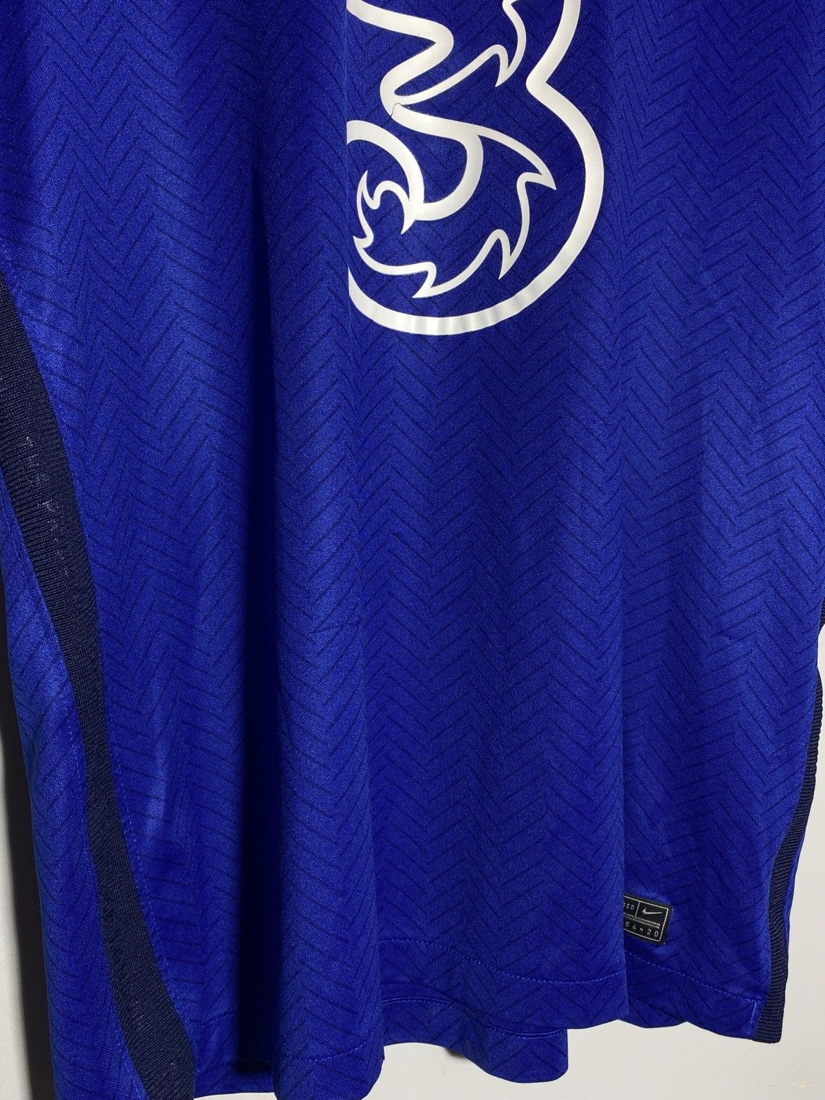 Nike Nike Chelsea FC 2020/21 Home Football Shirt Soccer Jersey Size US L / EU 52-54 / 3 - 4 Thumbnail