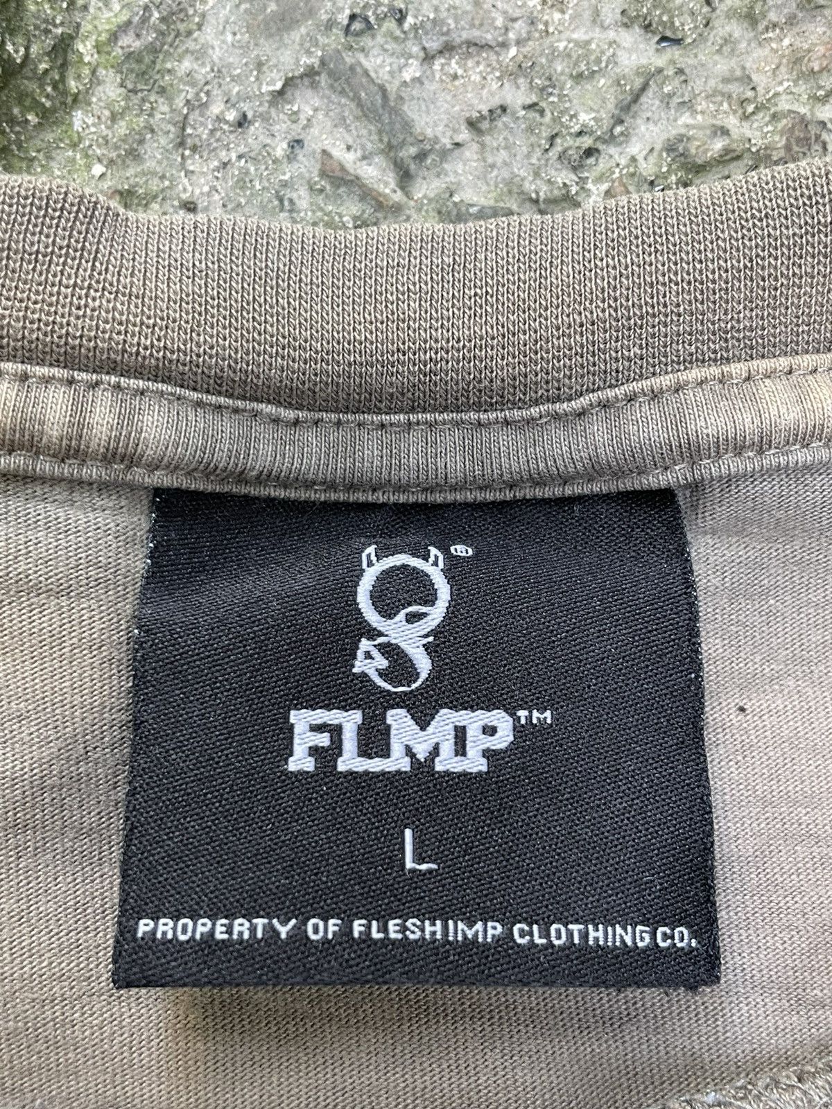 Japanese Brand Vintage Flash Imp 00’sTV Scary Faded T-Shirt Distressed RARE Size US L / EU 52-54 / 3 - 9 Thumbnail