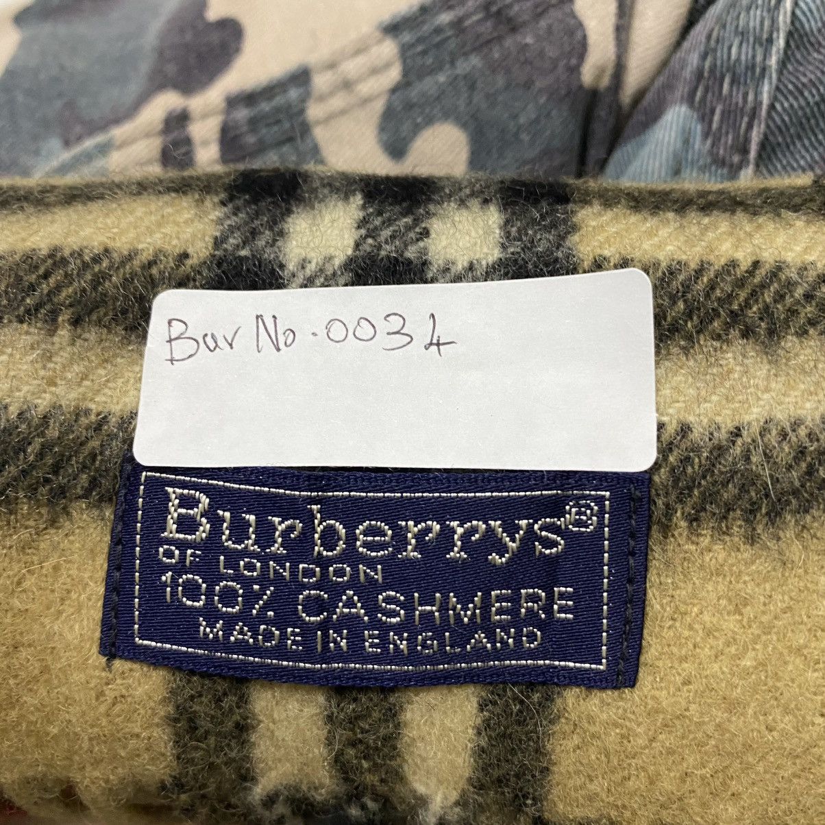 Burberry BURBERRYS SCARF MUFFLER BUR034 Size ONE SIZE - 8 Thumbnail