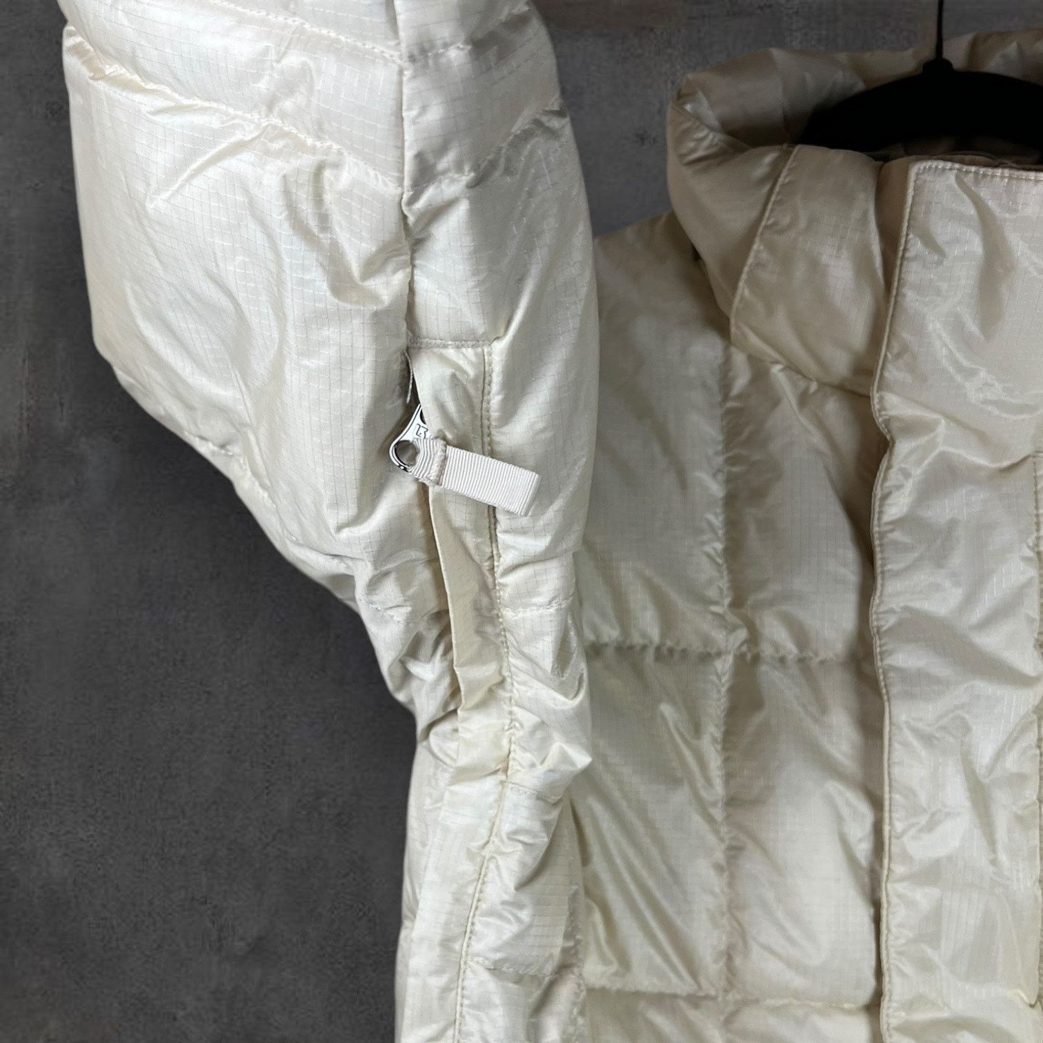Burton Burton Snowboarding Jacket Nordic Down Cream Men's Small L5 Size US S / EU 44-46 / 1 - 10 Thumbnail