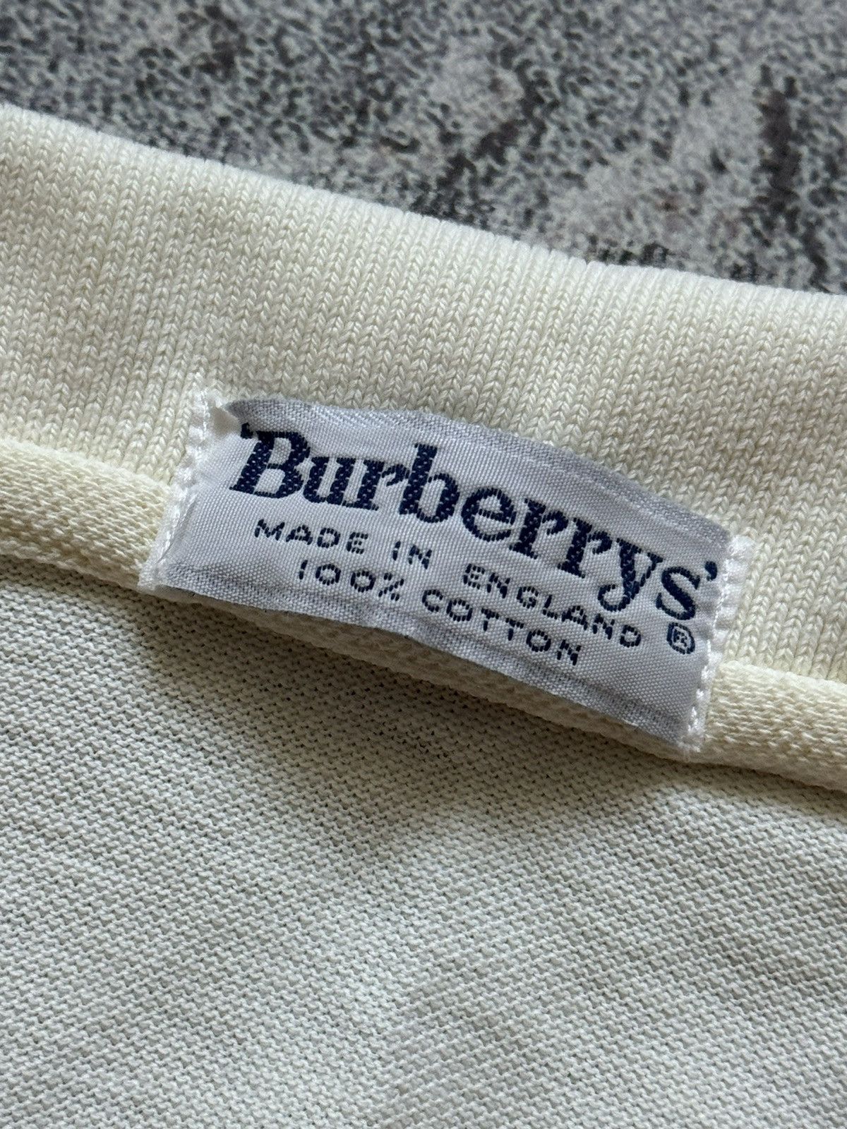 Burberry × Vintage Burberry’s Wmns L vintage polo short sleeve tee T-shirt Size L / US 10 / IT 46 - 7 Thumbnail