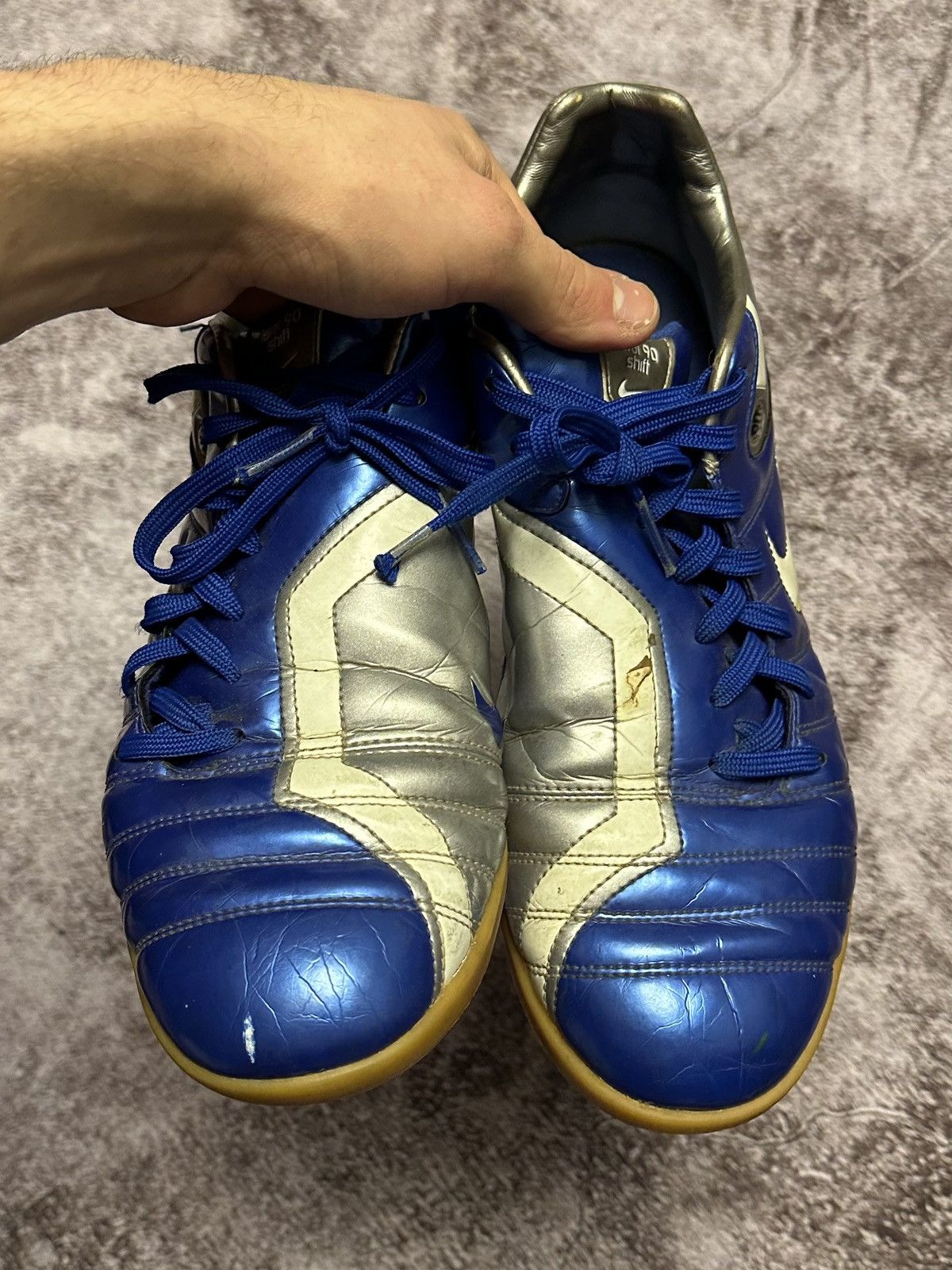A.P.C. × Nike Vintage Nike Total 90 Football Shoes Indoor Soccer US Men 11 Size US 11 / EU 44 - 4 Thumbnail