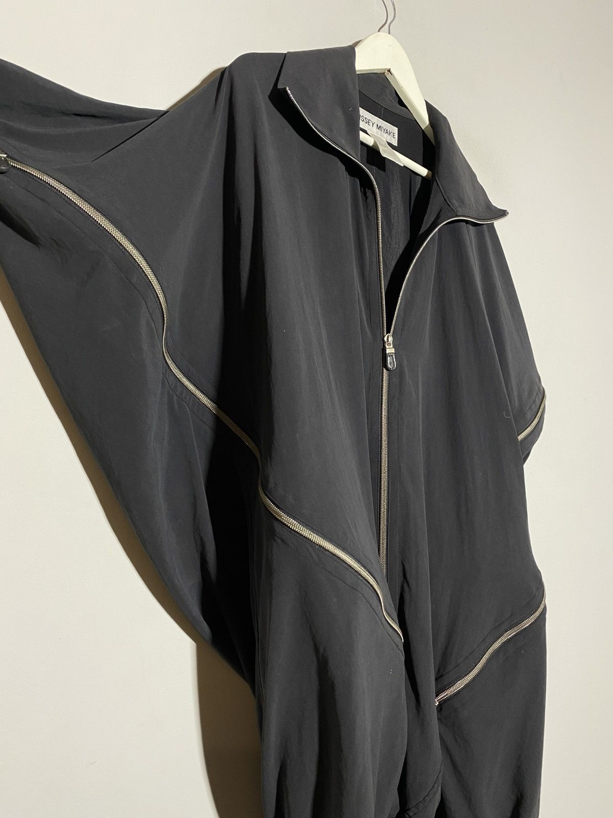 Issey Miyake Issey Miyake Black Asymmetrical Zipper Jacket Size US M / EU 48-50 / 2 - 6 Thumbnail