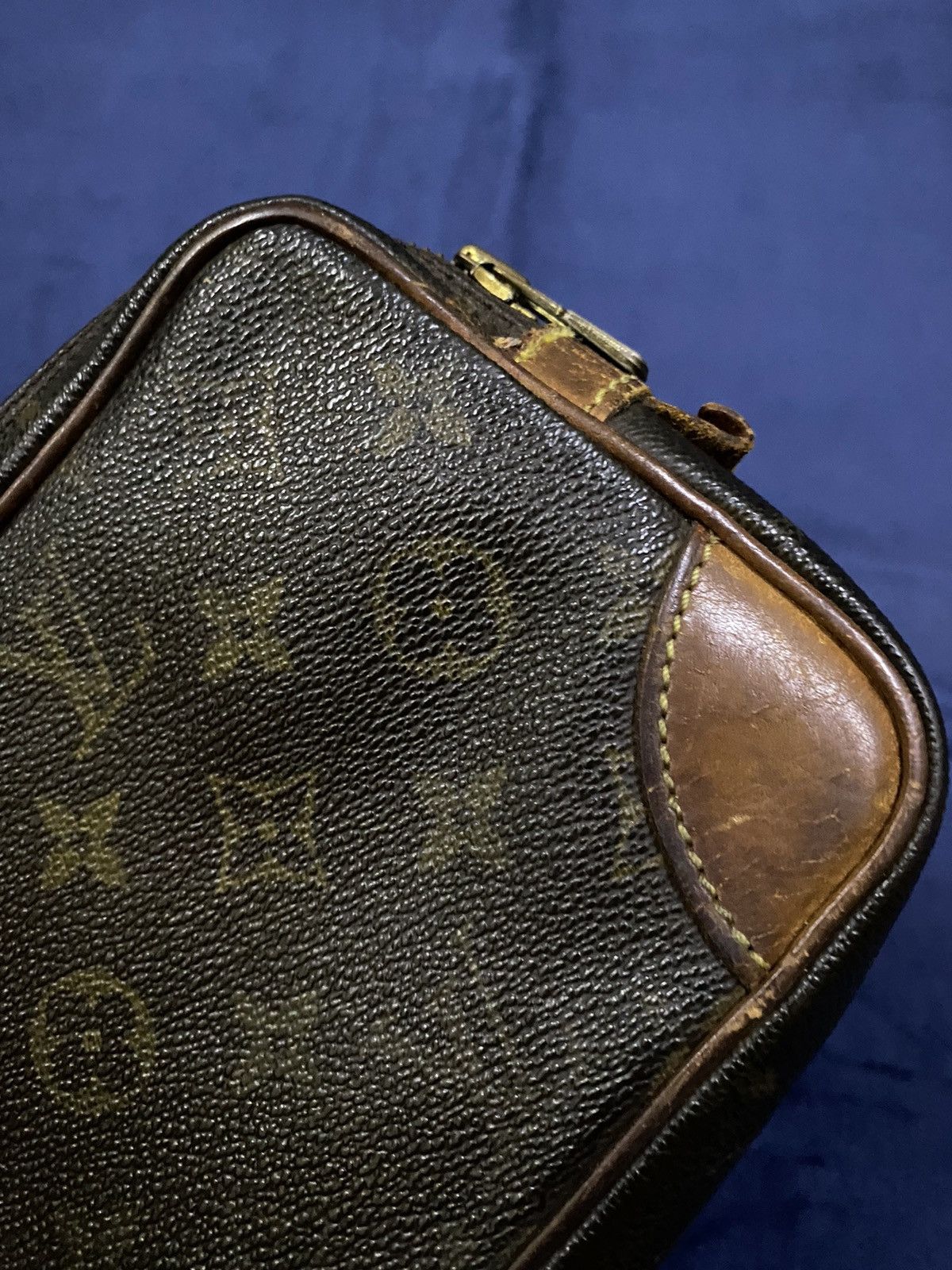 Louis Vuitton × Vintage Vintage Authentic Louis Vuitton Clutch Bag Size ONE SIZE - 9 Thumbnail