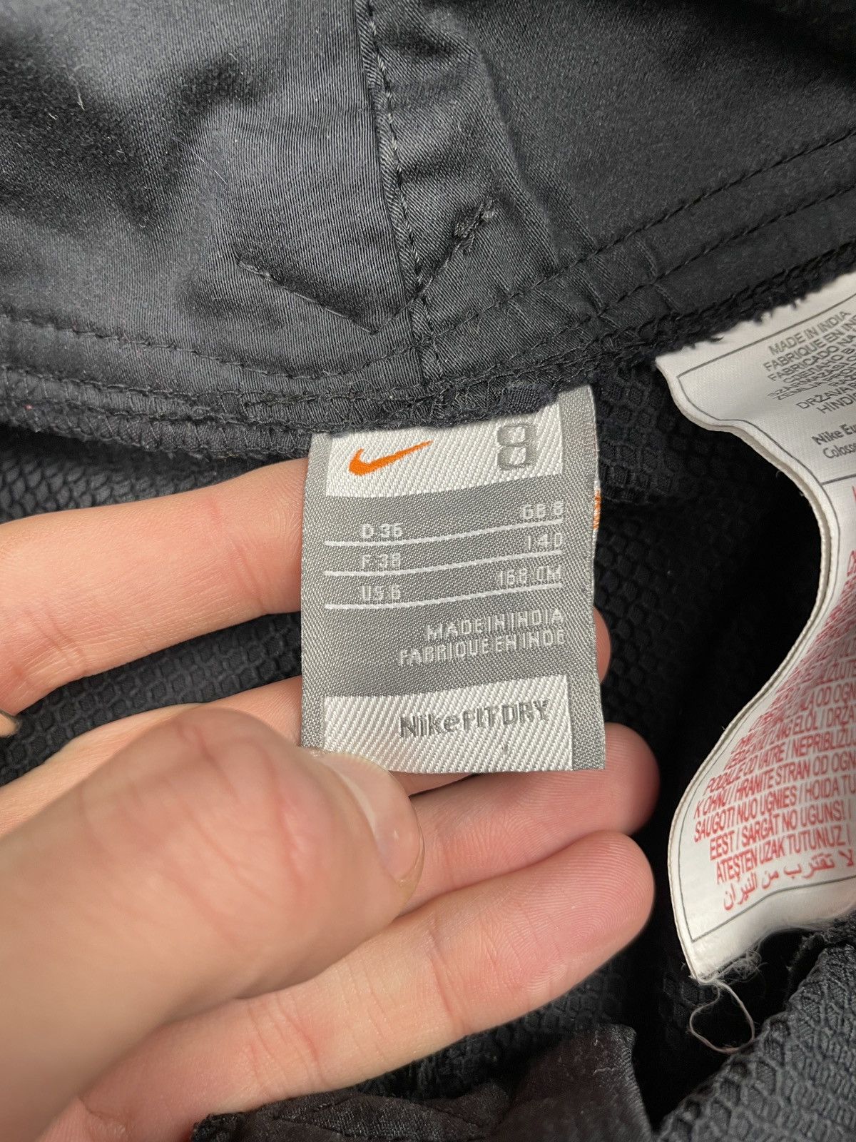Japanese Brand Nike Vintage Nylon Pants Baggy Size US 32 / EU 48 - 5 Thumbnail