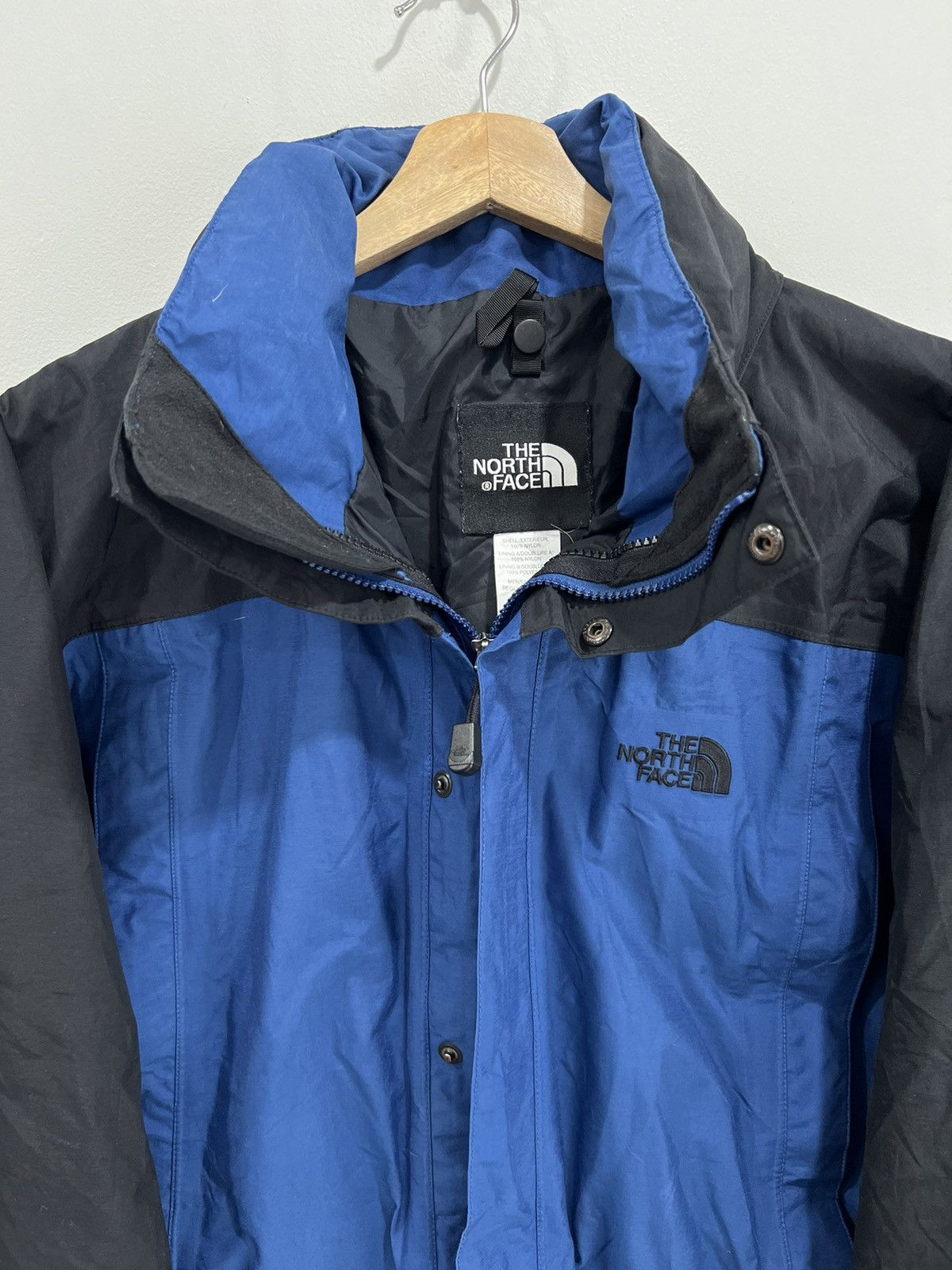 The North Face Vintage North Face Hyvent Jacket Size US L / EU 52-54 / 3 - 3 Thumbnail