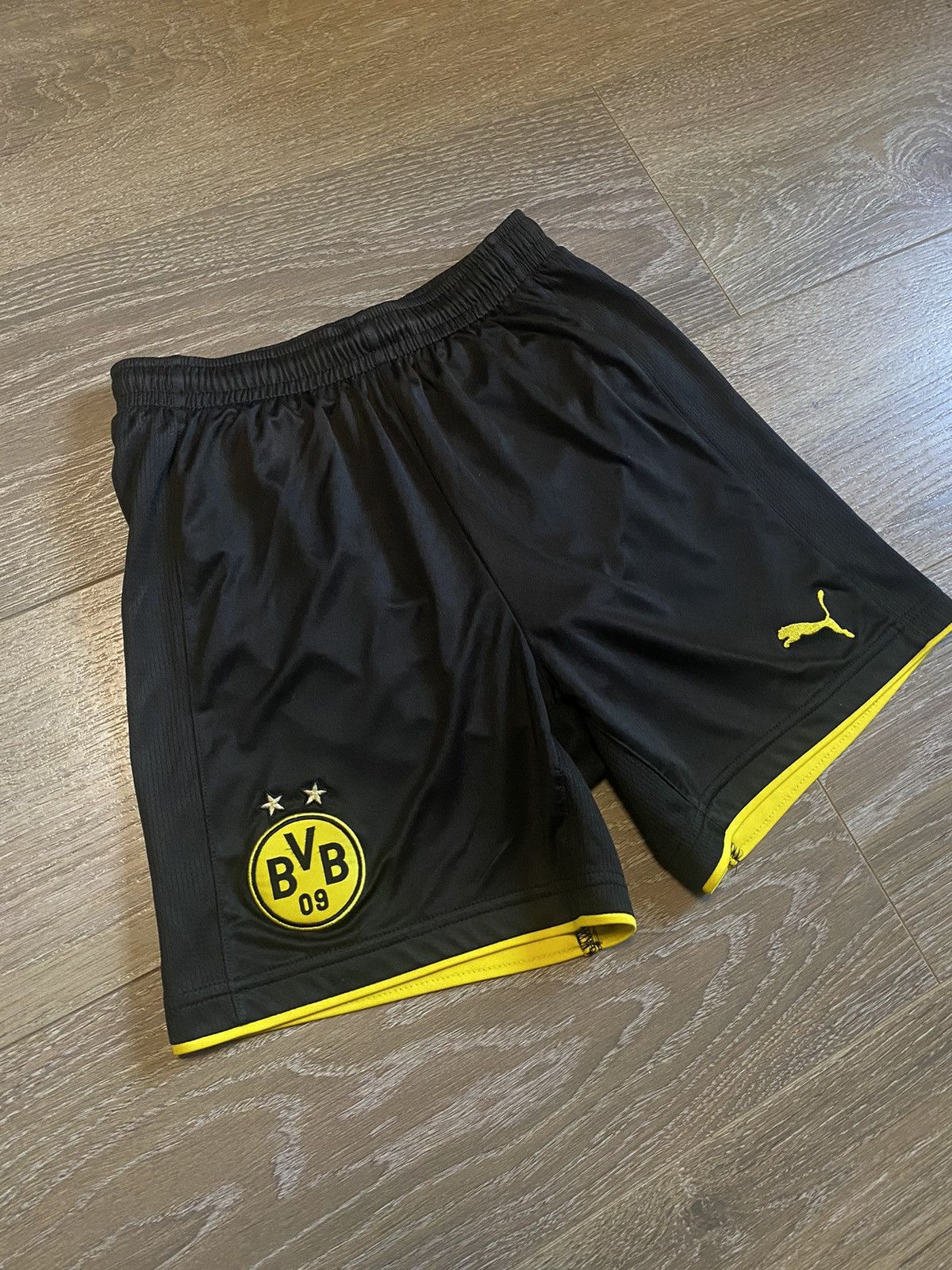 Puma × Vintage Vintage Borussia Dortmund 2017/2018 Away KIDS Size L Size US L / EU 52-54 / 3 - 18 Thumbnail