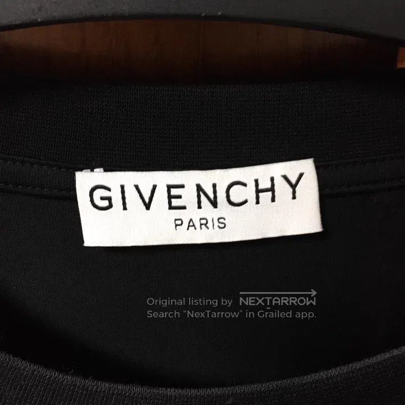 Givenchy Givenchy Classic Black with English Letter Logo Size US M / EU 48-50 / 2 - 7 Thumbnail