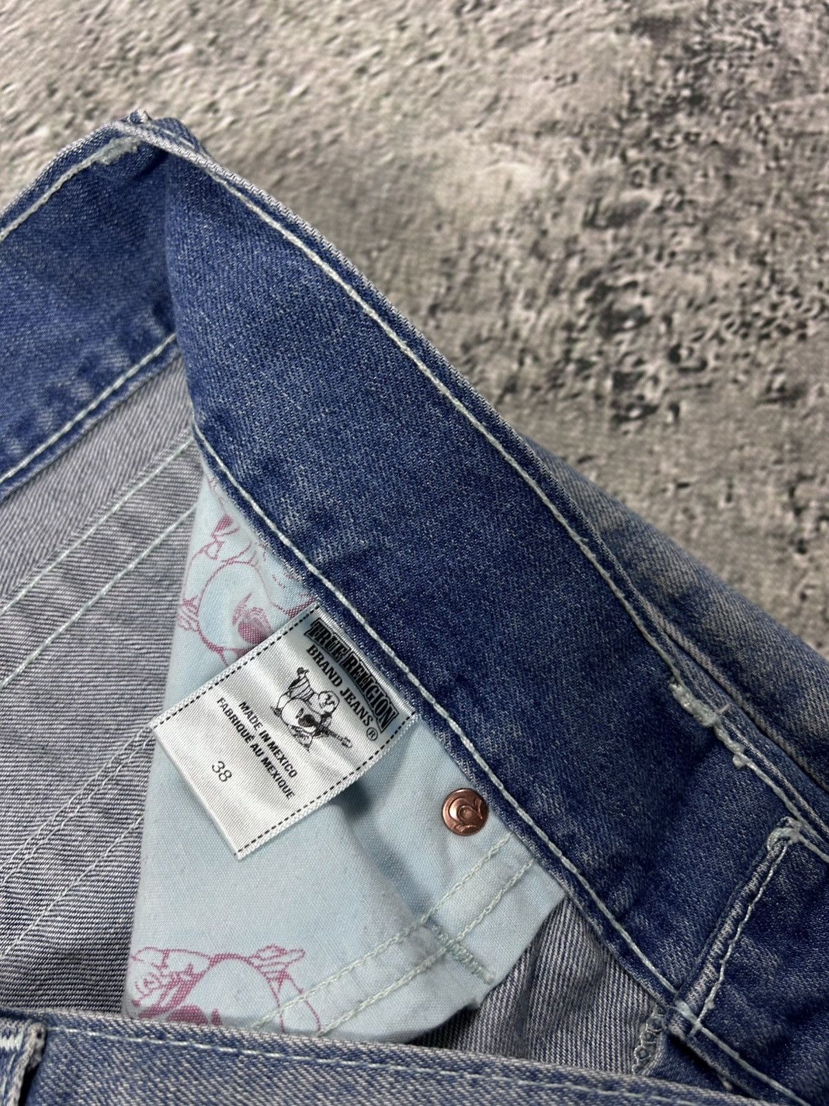 True Religion True Religion baby blue jeans white stitching Slim Y2K Size US 33 - 8 Thumbnail