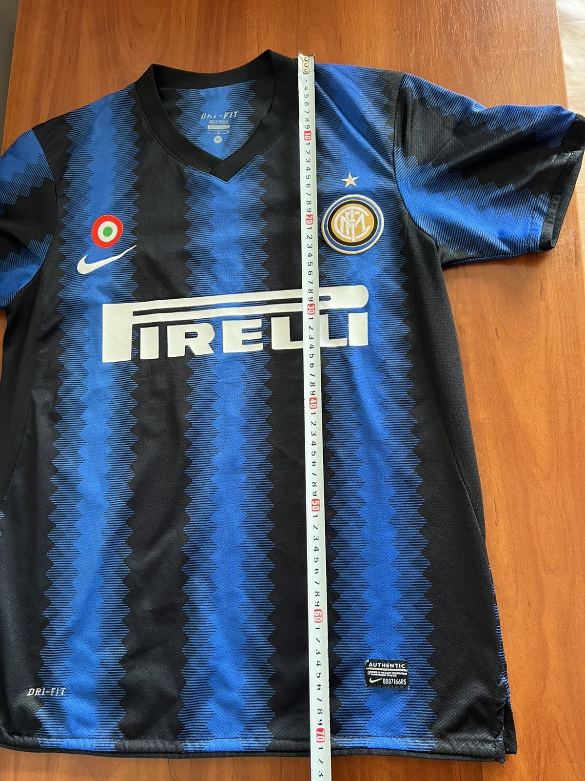 Nike 2010/11 INTER MILAN HOME RARE SOCCER JERSEY FOOTBALL SHIRT Size US M / EU 48-50 / 2 - 20 Thumbnail