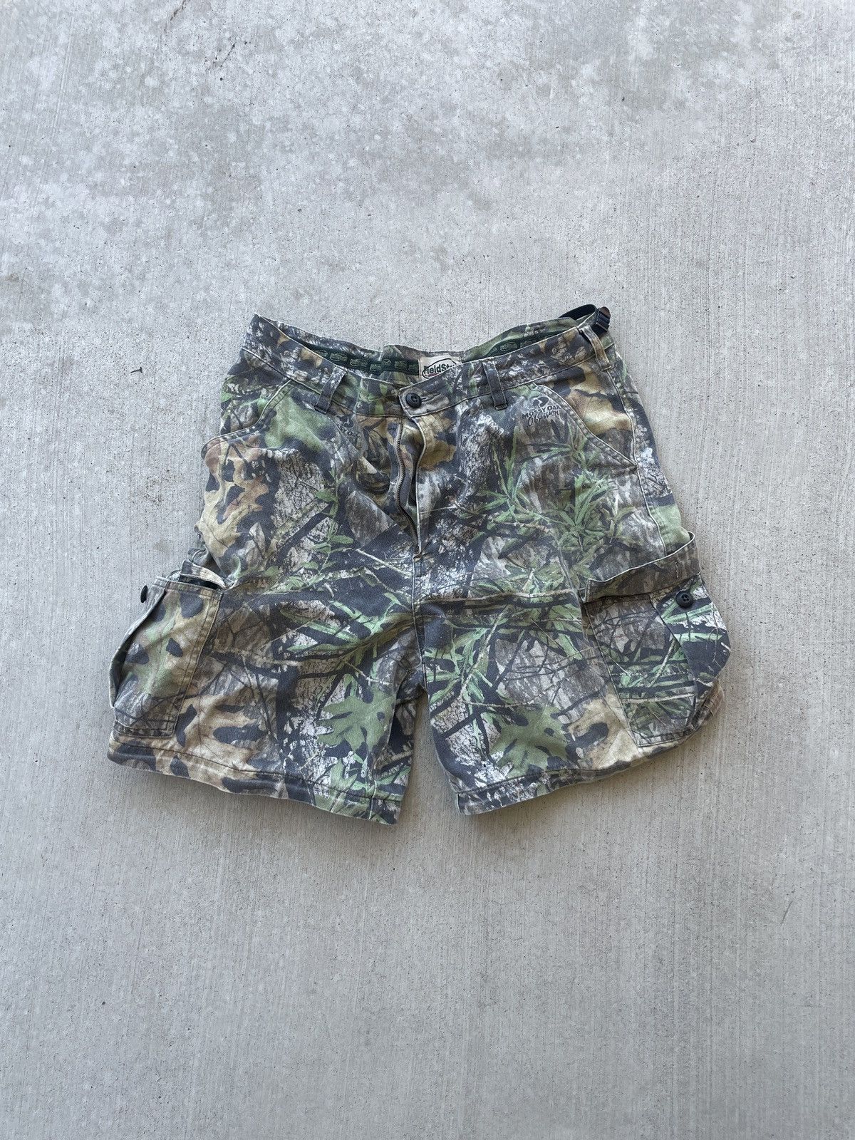Vintage Vintage realtree shorts Size US 34 / EU 50 - 1 Thumbnail
