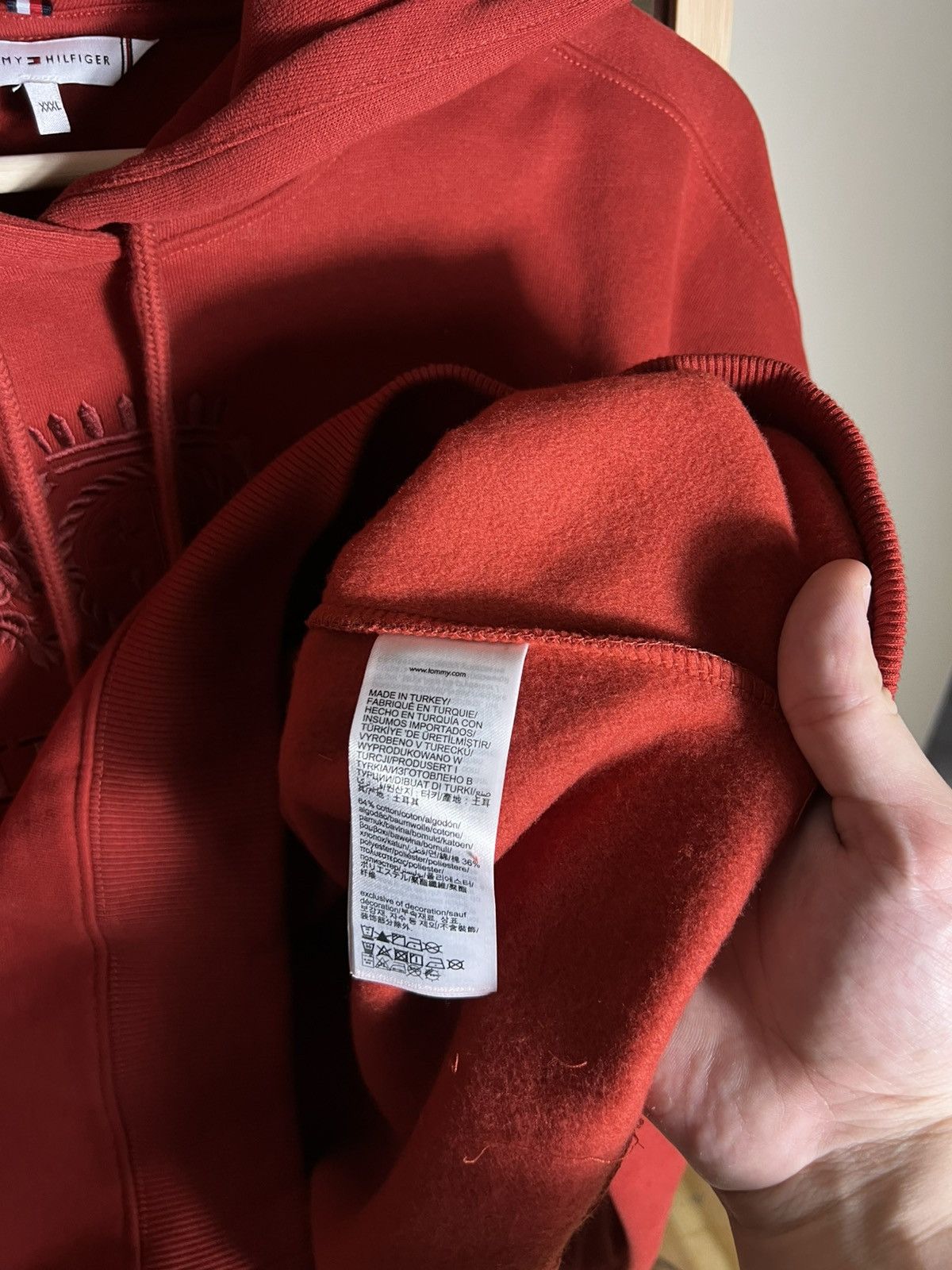 Tommy Hilfiger Tommy Hilfiger Women’s Hoodie Spellout Crest Logo Y2K Retro Size XL / US 12-14 / IT 48-50 - 10 Thumbnail