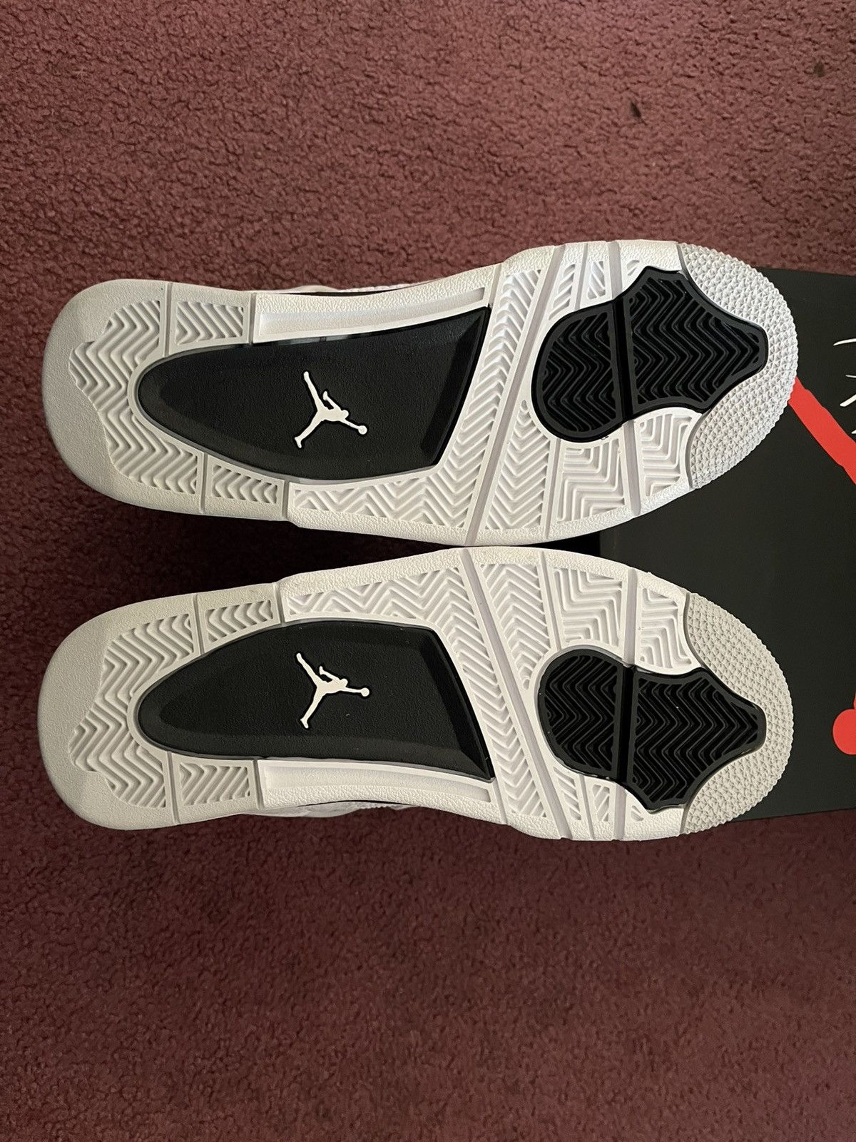 Nike Unisex air jordan 4 retro (GS) brand new with boxes Size US 6 / EU 39 - 7 Thumbnail