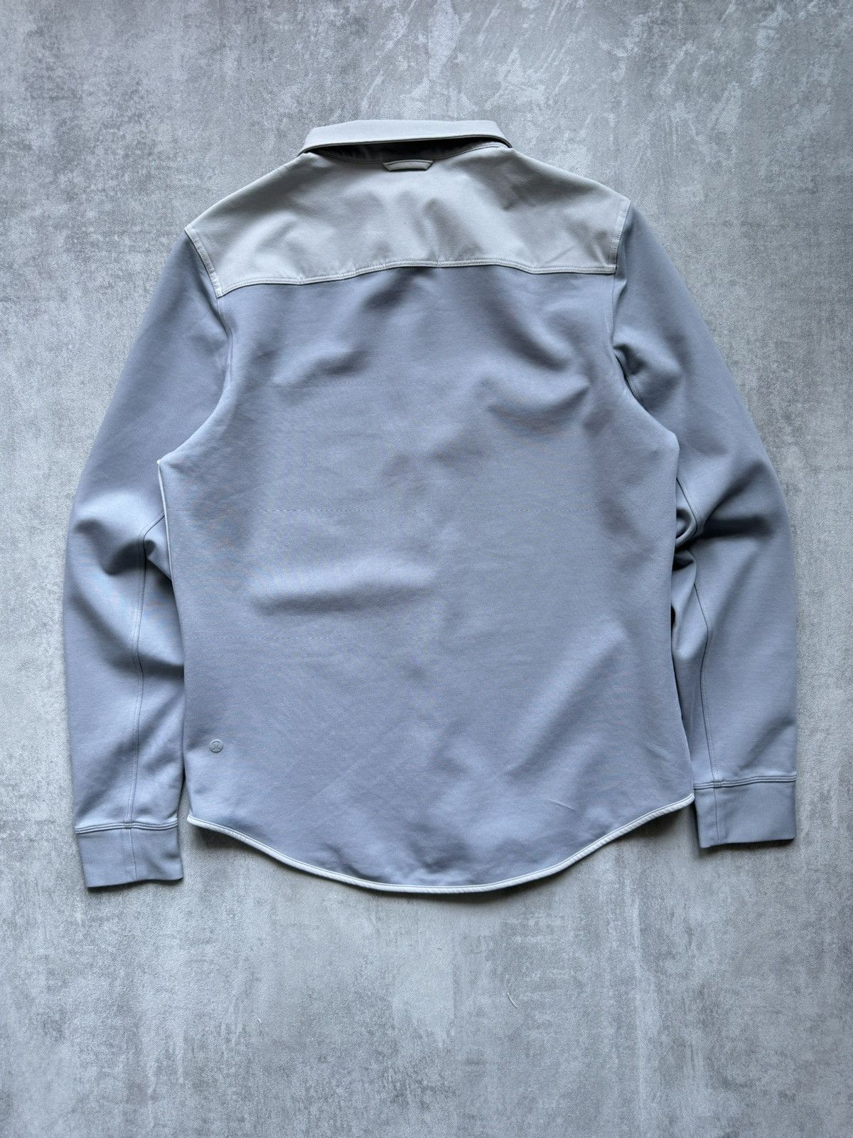 Other Lululemon Mens Shirt Long Sleeve Stretch Size Medium Size US M / EU 48-50 / 2 - 2 Thumbnail