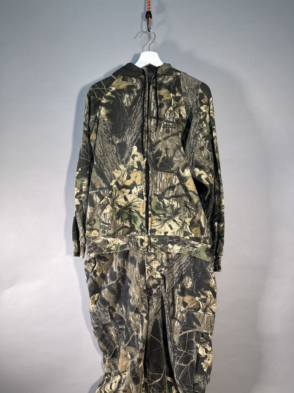 image of Cabelas x Mossy Oaks Mossy Oak Two Piece Realtree Hunting Suit, Men's (Size 34)