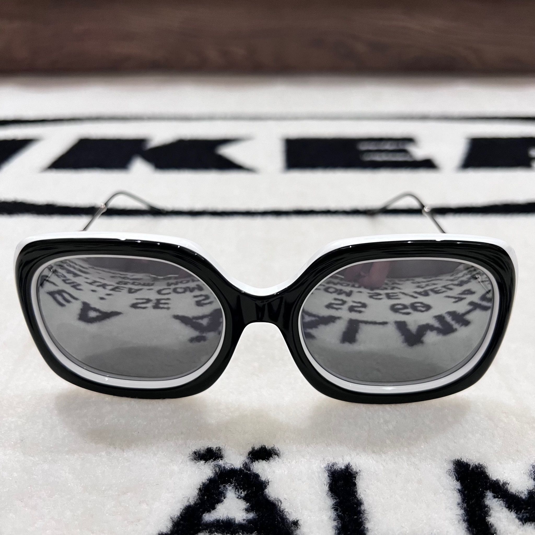 Matsuda Matsuda M2035 5-Barrel Riveted Hinge Sunglasses WHITE/SILVER Size ONE SIZE - 2 Thumbnail