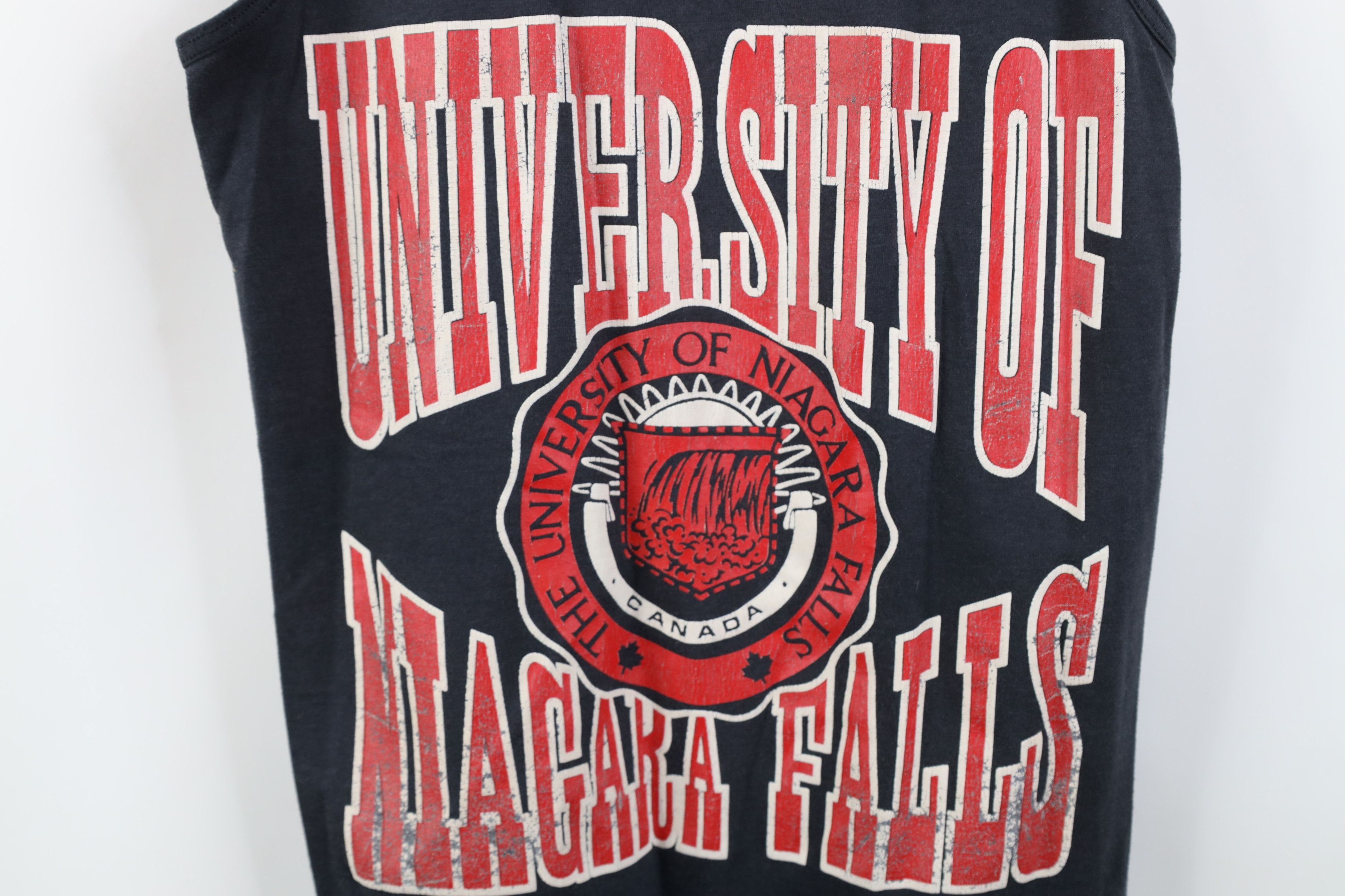 Vintage Vintage 90s University of Niagara Falls Tank Top T-Shirt Size S / US 4 / IT 40 - 4 Thumbnail