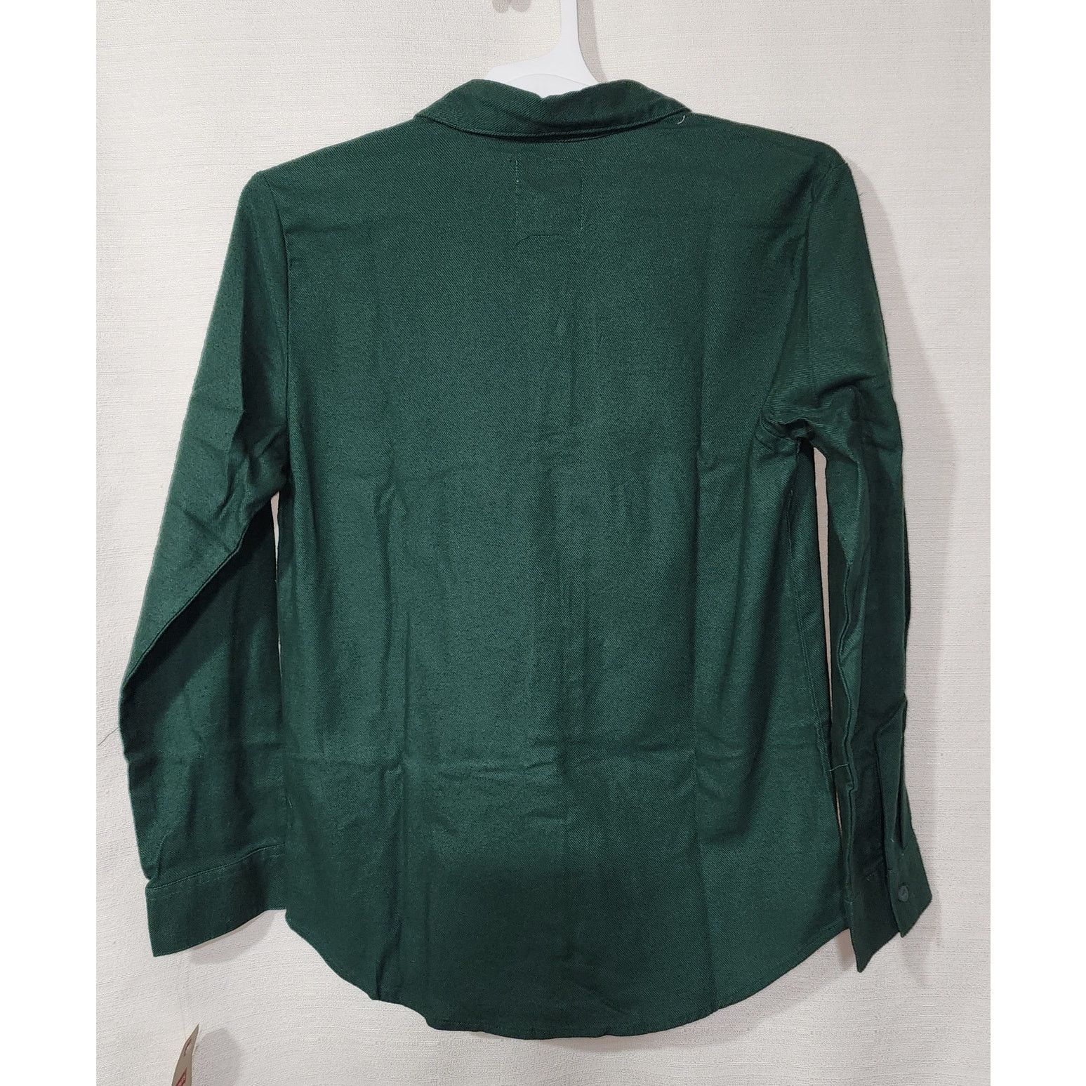 Levi's Levi's girls large long sleeve button down shirt 12-13 NWT Size L / US 10 / IT 46 - 5 Thumbnail