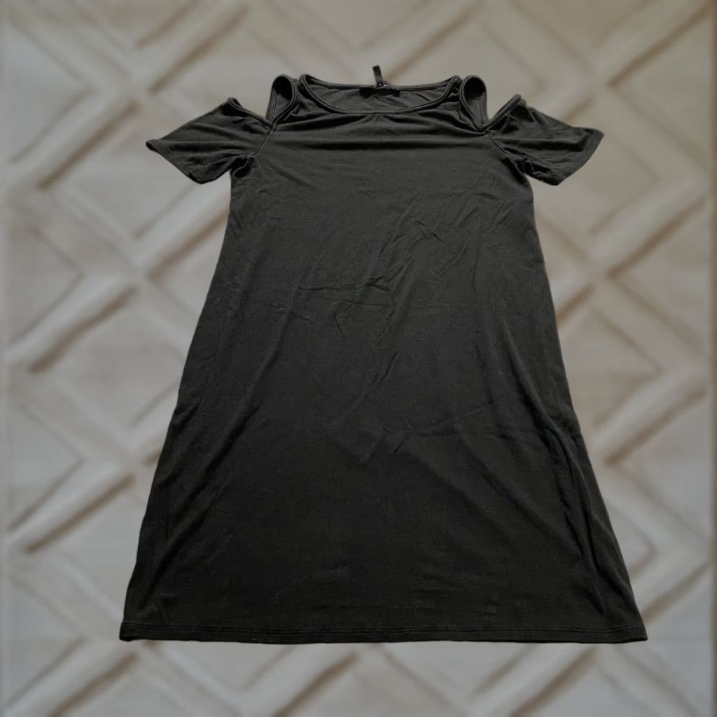 White House Black Market White House Black Market Shift Dress Womens L Black Cold Shoulder Sleeve Midi Knit Rayon Round Neck Casual Party/Cocktail Size L / US 10 / IT 46 - 1 Thumbnail
