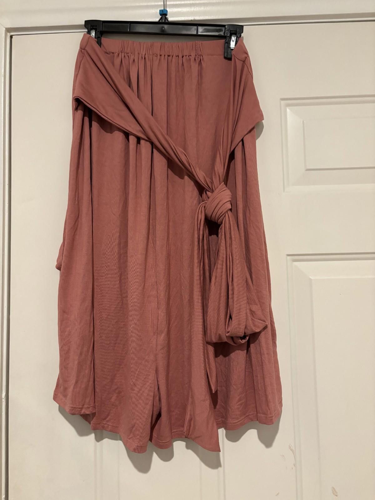 Free People Womens size M Free People Beach mauve skirt new tags #552 Size 32" / US 10 / IT 46 - 1 Thumbnail