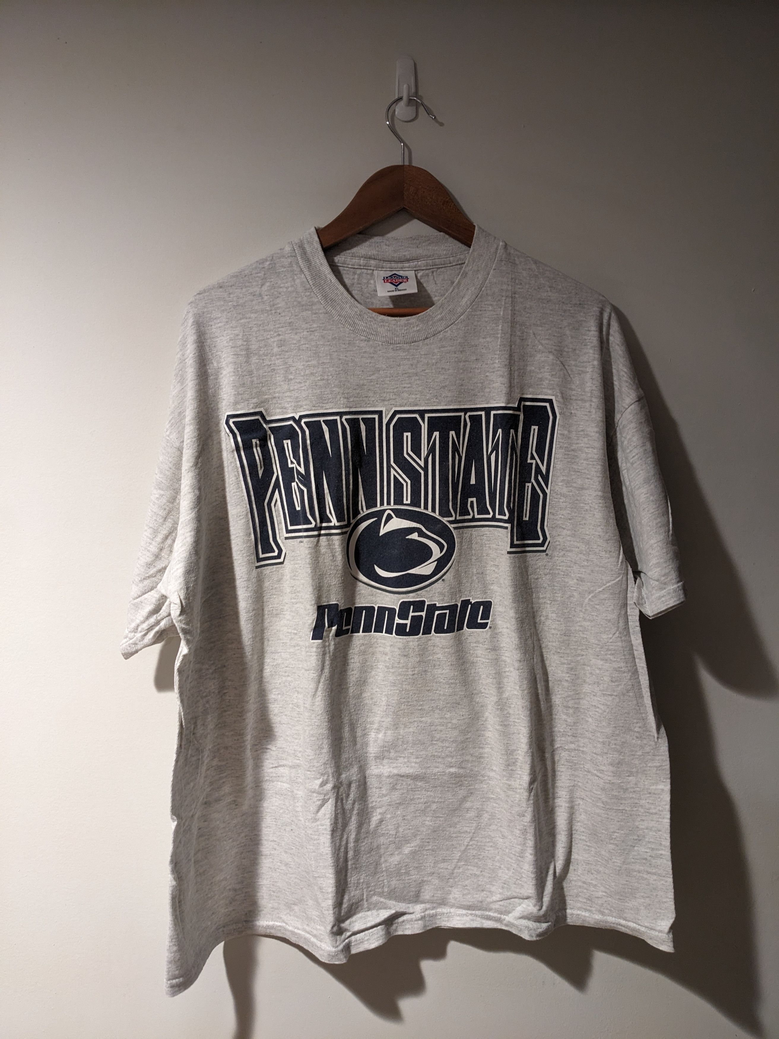 Vintage Vintage 1995 Penn State University Nittany Lion T-shirt Size US XL / EU 56 / 4 - 1 Thumbnail