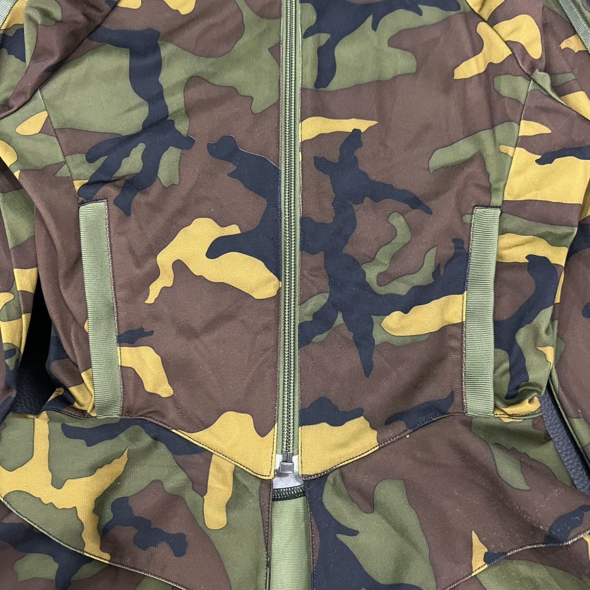 Adidas Adidas by Jeremy Scott FW11 Sample Camo Jacket Size M / US 6-8 / IT 42-44 - 4 Thumbnail