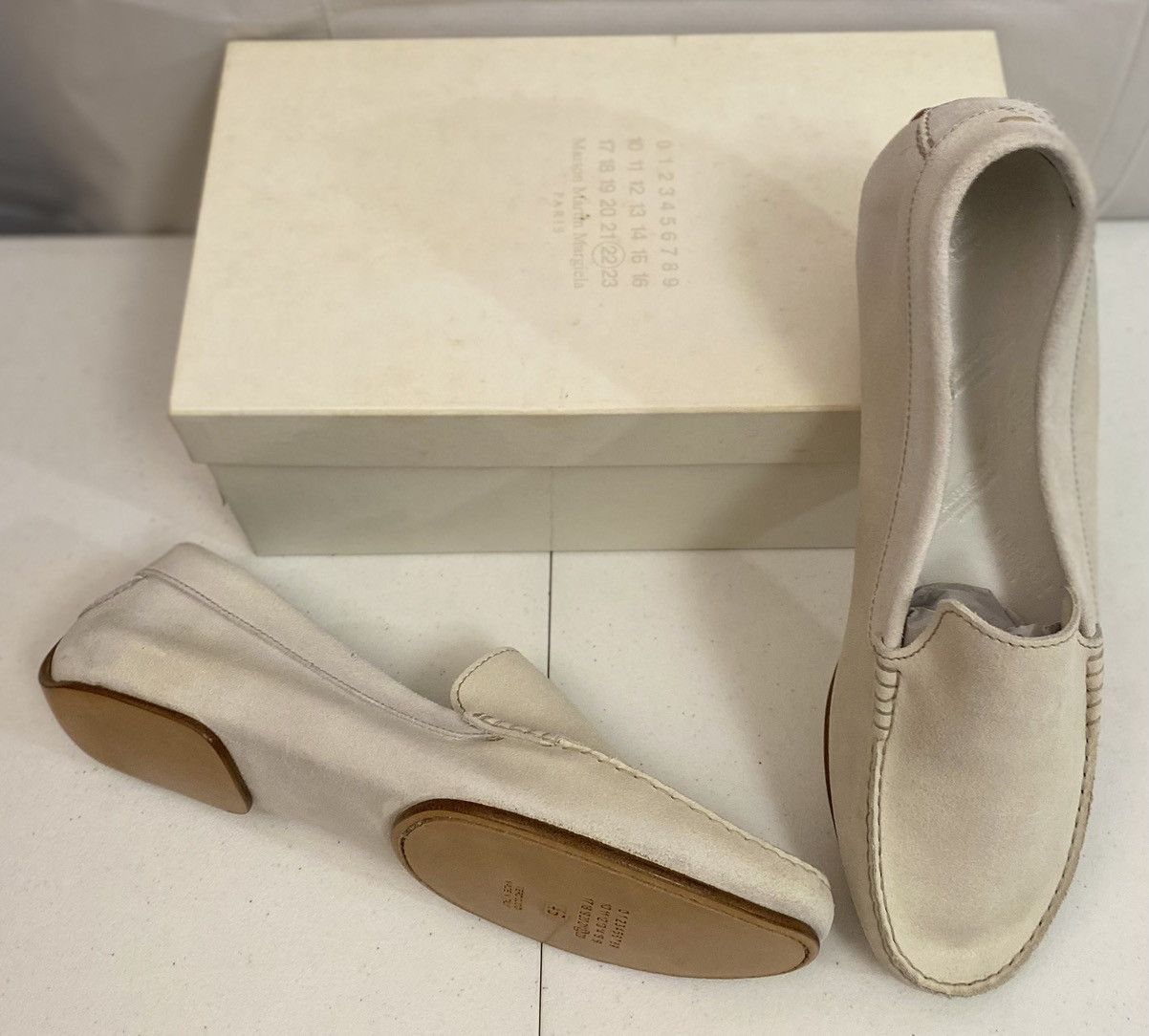 Maison Margiela Maison Margiela 22 🇮🇹 Off White Rubbed Suede Slip On 13 NEW Size US 13 / EU 46 - 14 Thumbnail