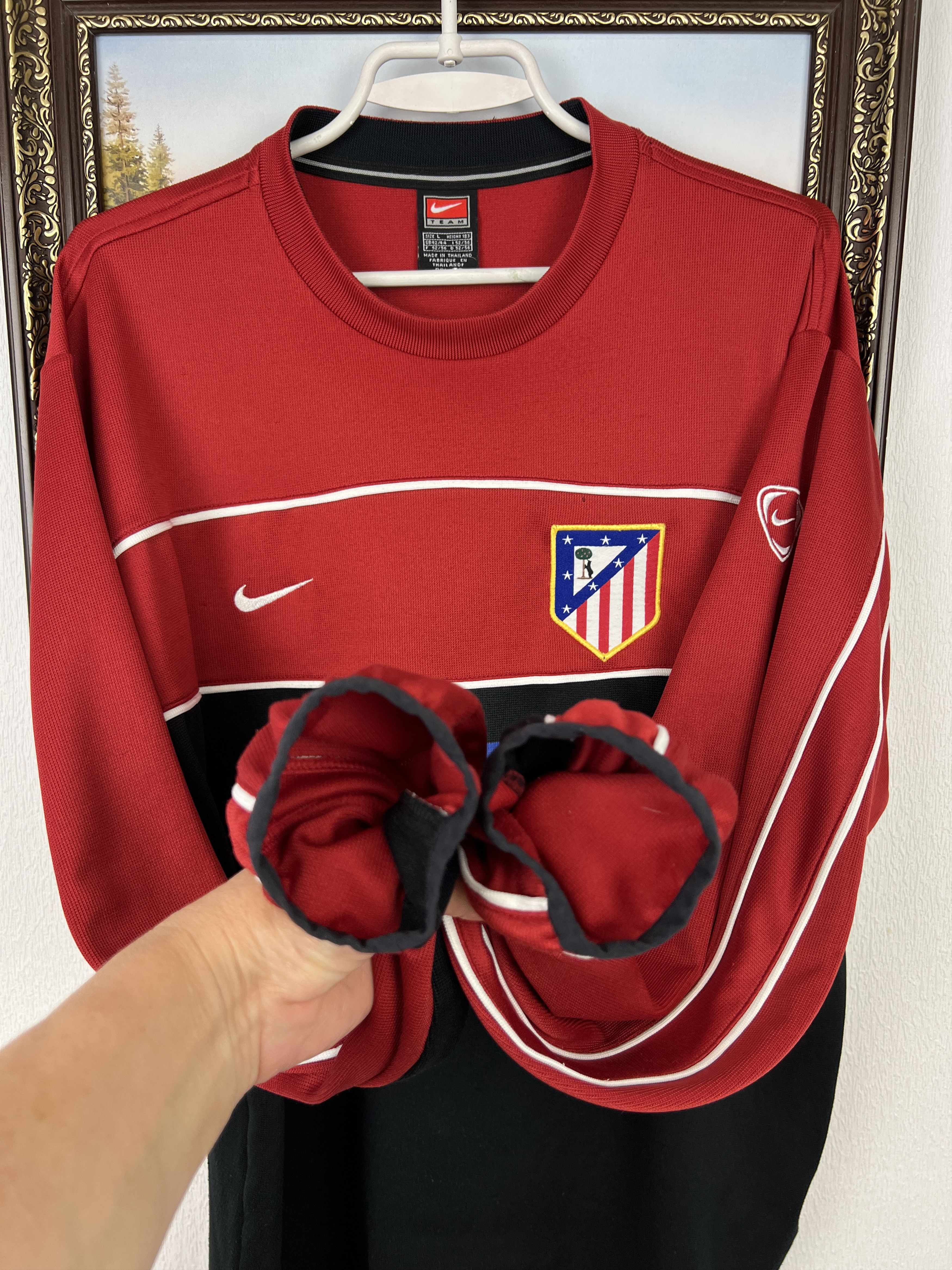 Nike Vintage Nike Atletico Madrid Football Sweatshirt Soccer Size US L / EU 52-54 / 3 - 5 Thumbnail