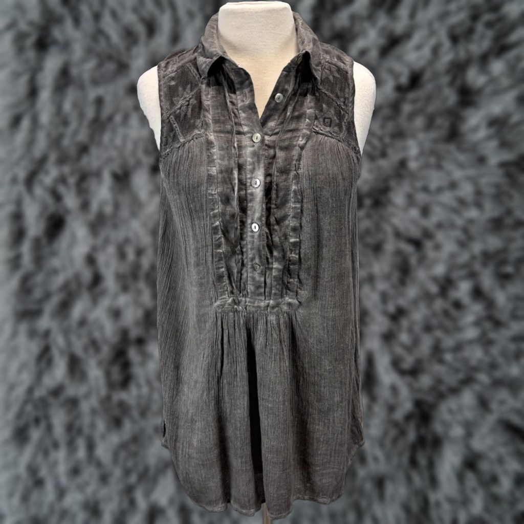 Free People VINTAGE Free People Sleeveless Tunic Shirt XS Gray Pintuck Pleat Bohemian Womens Size XS / US 0-2 / IT 36-38 - 1 Thumbnail