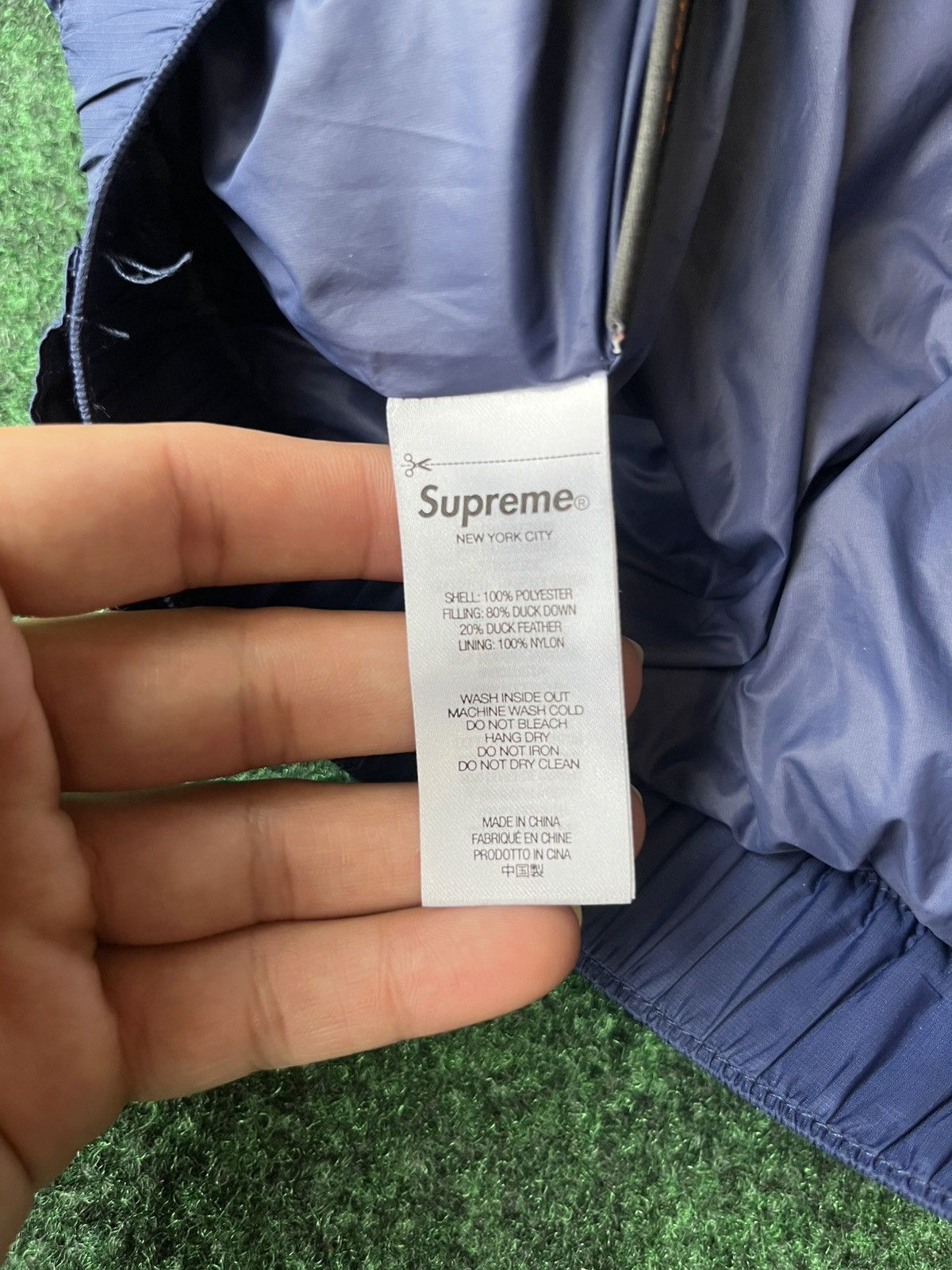 Supreme USED SUPREME MICRO DOWN SET PUFFER AND PANTS “NAVY” SIZE L&M Size US L / EU 52-54 / 3 - 23 Thumbnail