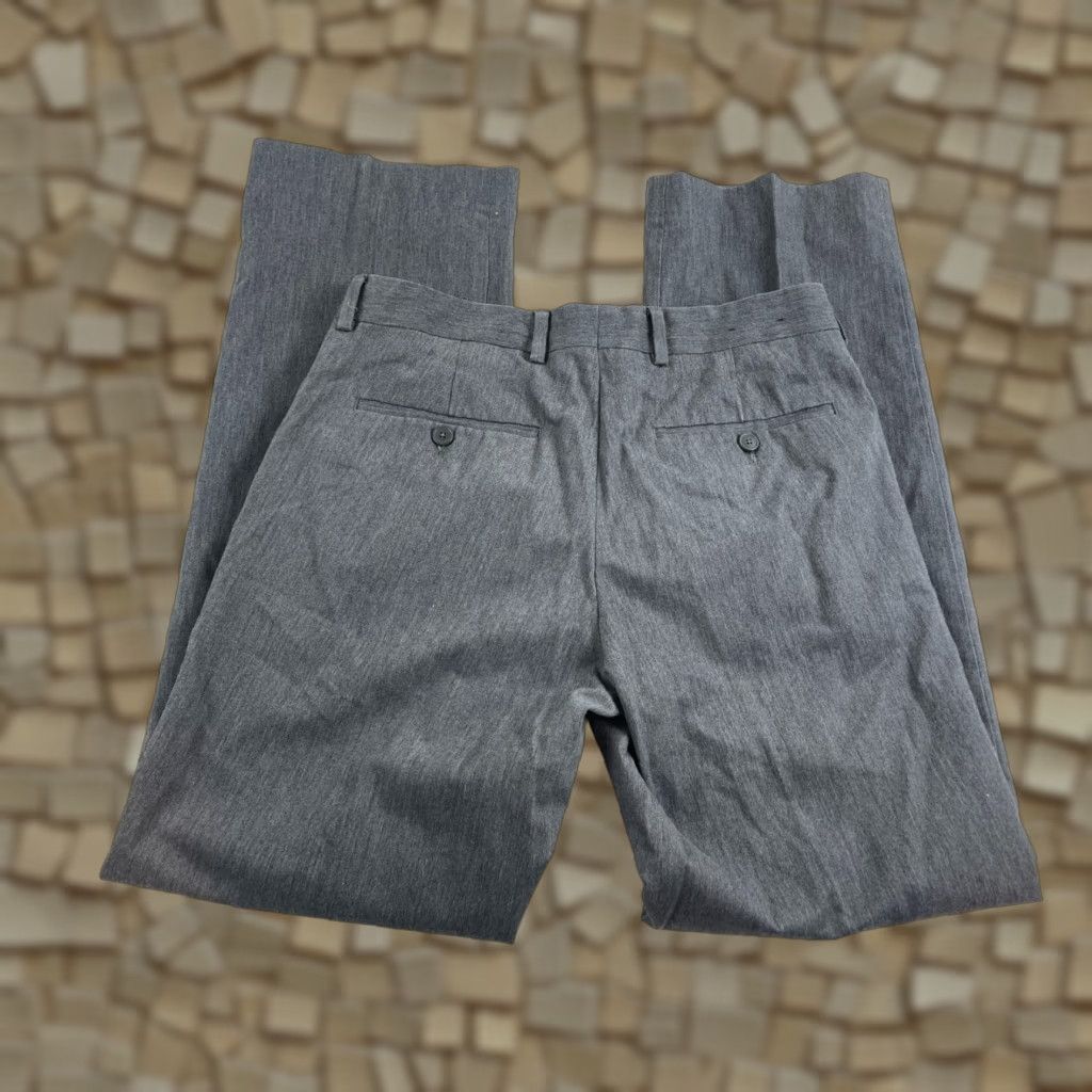 Express Express Dress Pants Men's 30/32 Gray Flat Front Hemmed 31.5" Express Pants Dress Pants Mens Gray Flat Front 30/32 Regular Inseam 32" Size US 31 - 1 Thumbnail