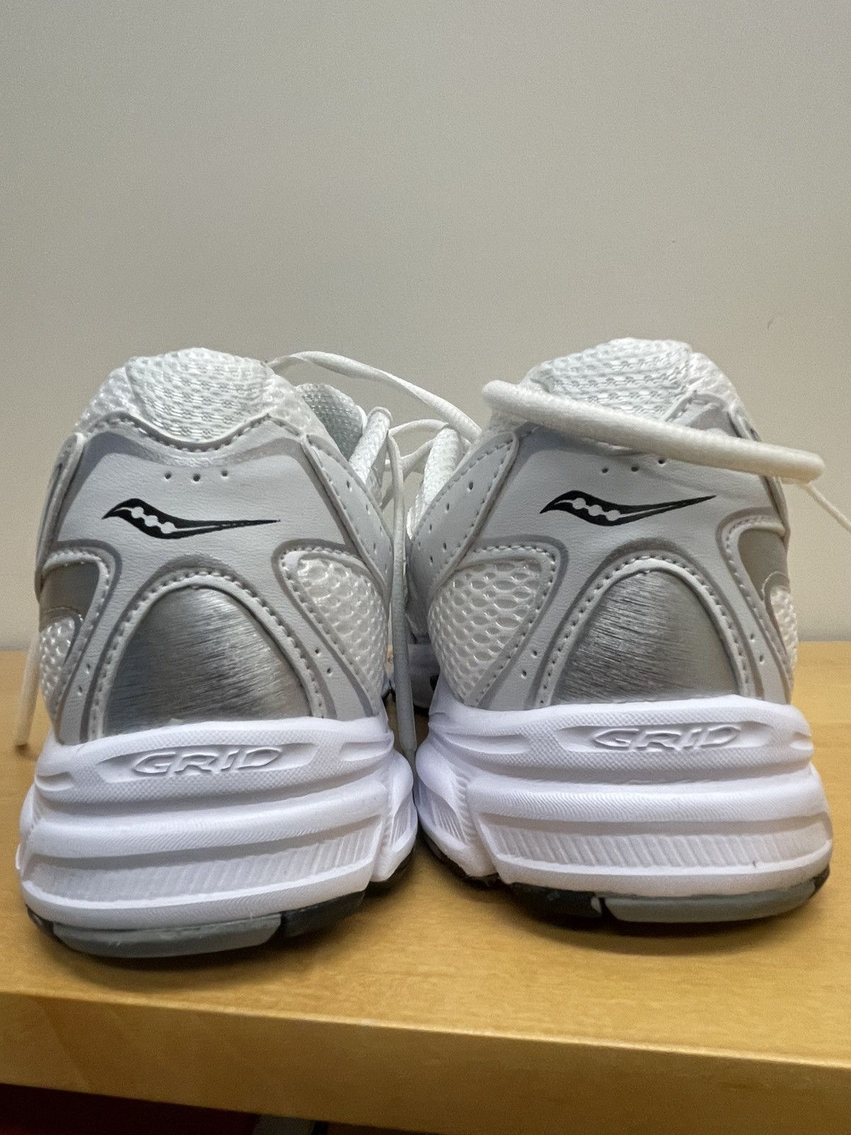 Saucony Saucony Low Top Sneakers Size US 10.5 / EU 43-44 - 13 Thumbnail