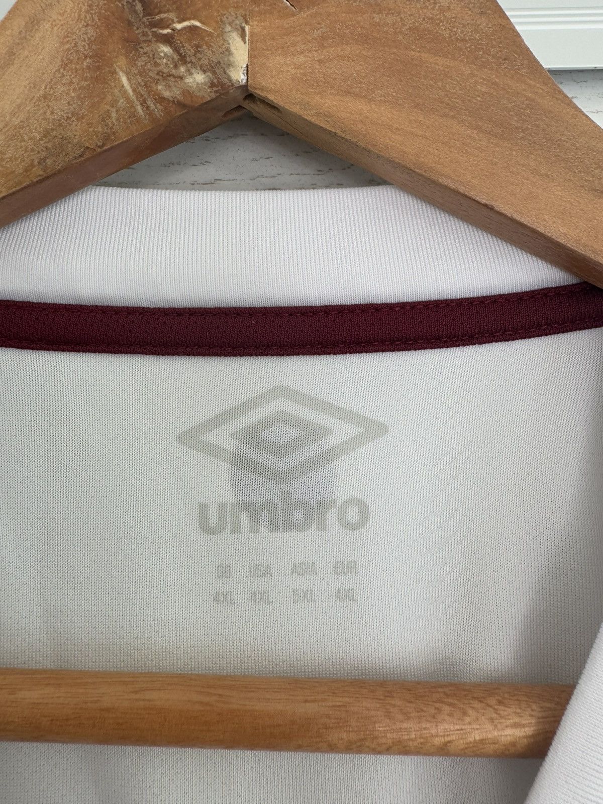 Umbro Burnley 2021-2022 Away Soccer Jersey Football Kit Shirt Size US XXL / EU 58 / 5 - 13 Thumbnail