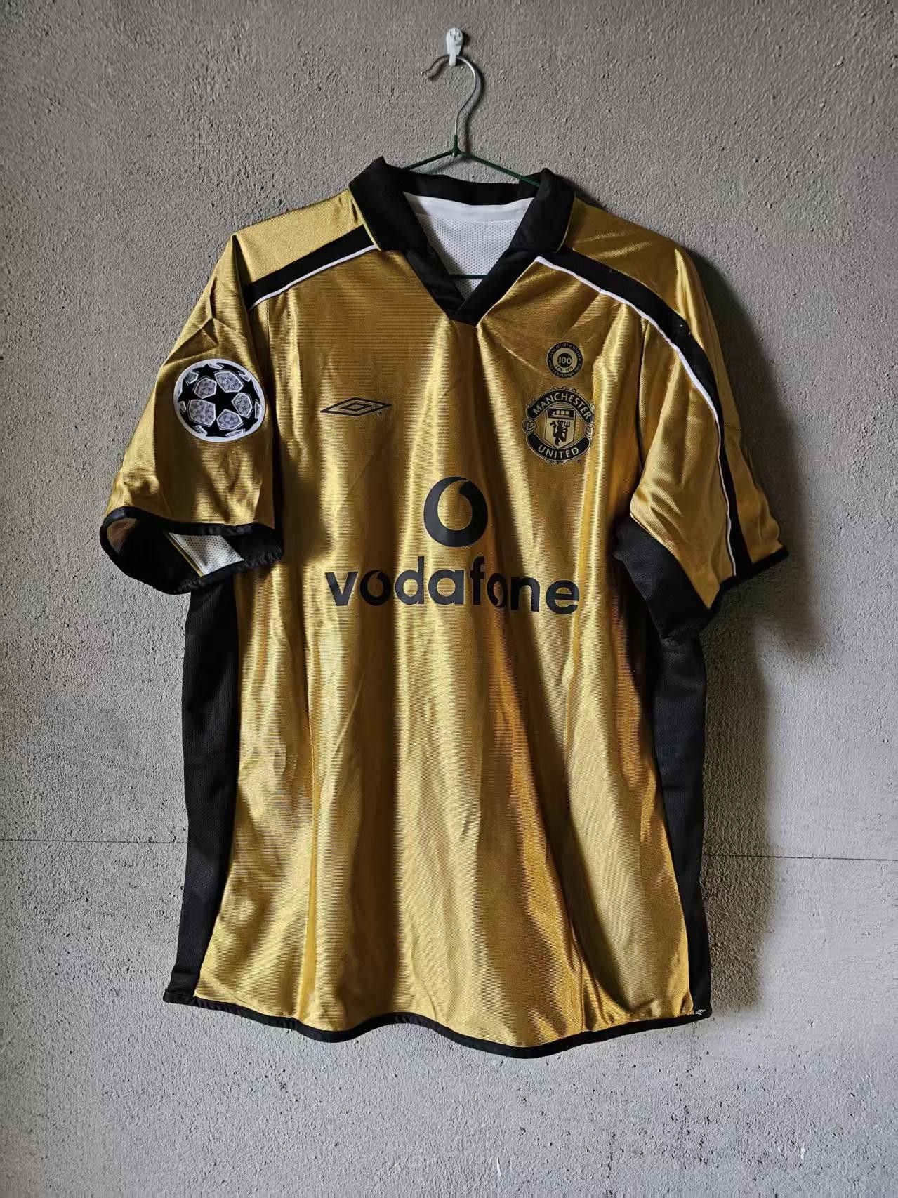Other 2000 MUFC #7 David Beckham Jersey double-layer Size US L / EU 52-54 / 3 - 2 Thumbnail
