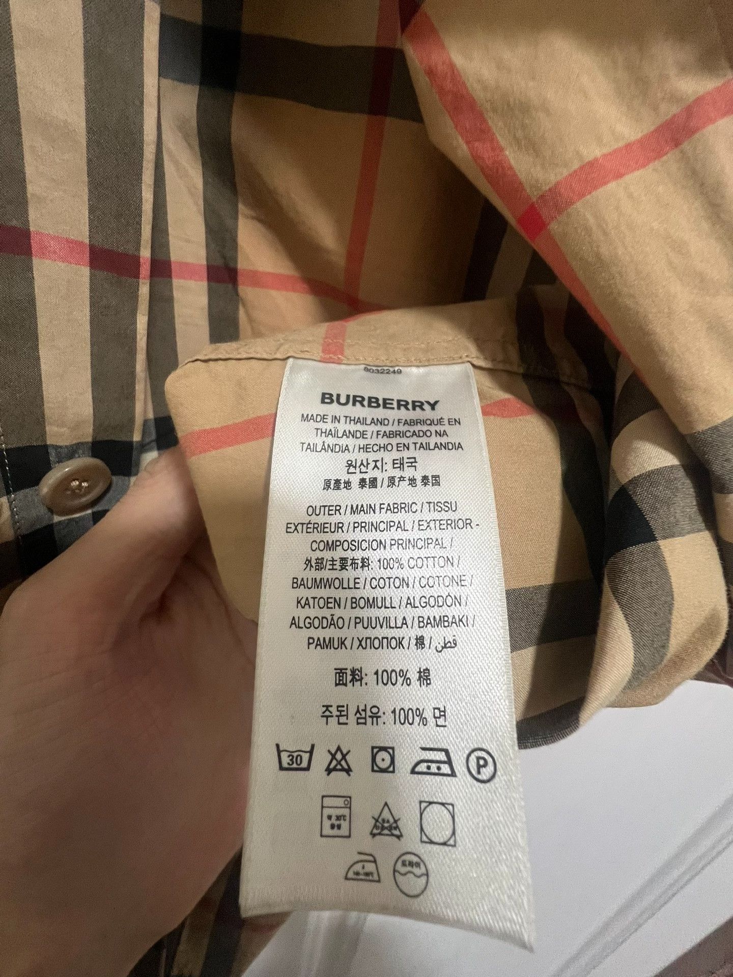 Burberry Burberry Unicorn Graphic Short Sleeve Shirt Size US M / EU 48-50 / 2 - 3 Thumbnail