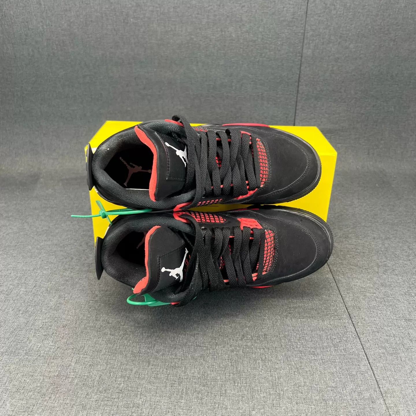 Nike Air Jordan 4 Lei Gong 40 Near Mint Worn 2-3x Size US 7 / EU 40 - 2 Thumbnail