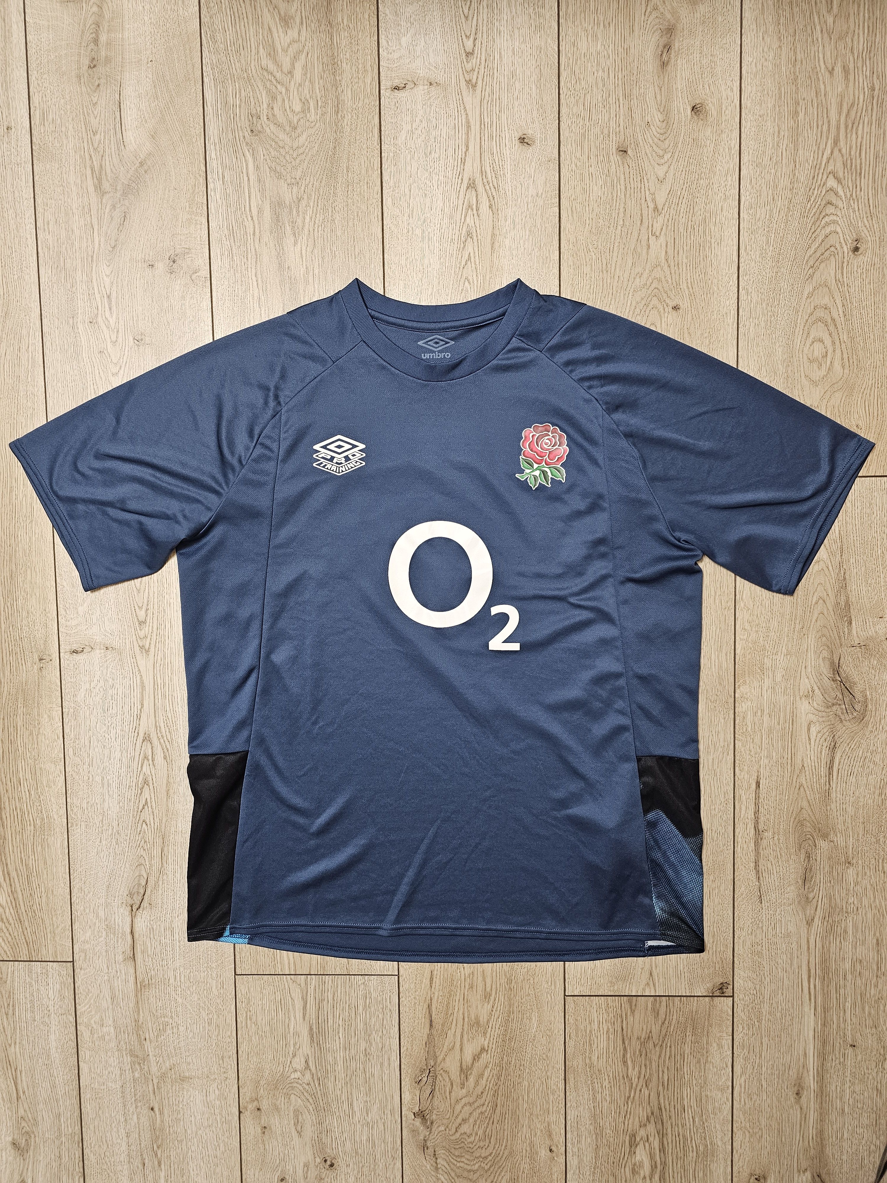 Umbro ENGLAND RUGBY JERSEY TRAINING RUGBY SHIRT O2 JERSEY Size US XXL / EU 58 / 5 - 1 Thumbnail