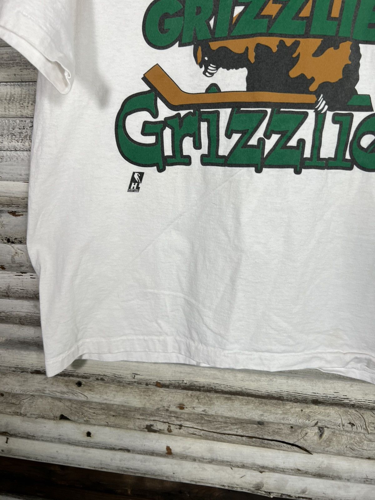 Vintage Vintage Denver Grizzlies Shirt Size US XL / EU 56 / 4 - 4 Thumbnail