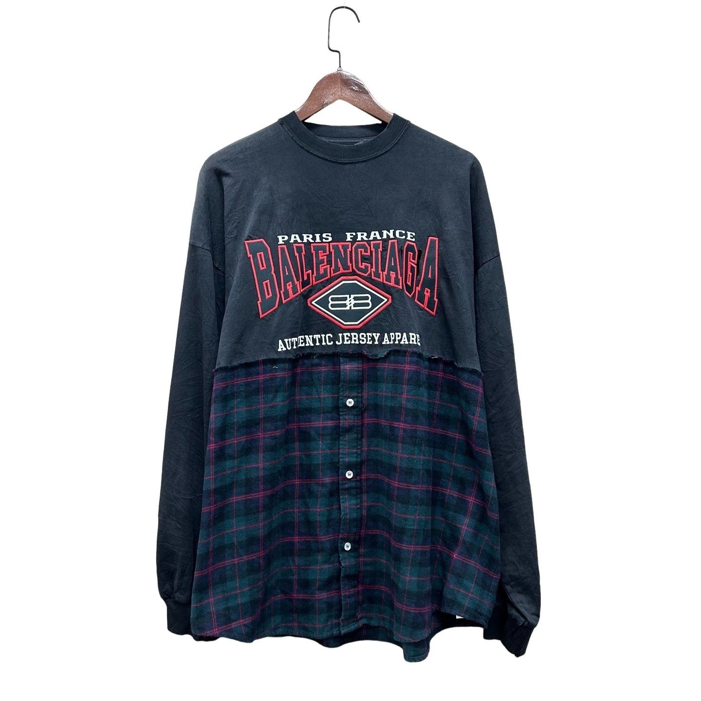 Balenciaga Balenciaga Spliced Plaid Long Sleeve Tee Size M Size US M / EU 48-50 / 2 - 1 Thumbnail