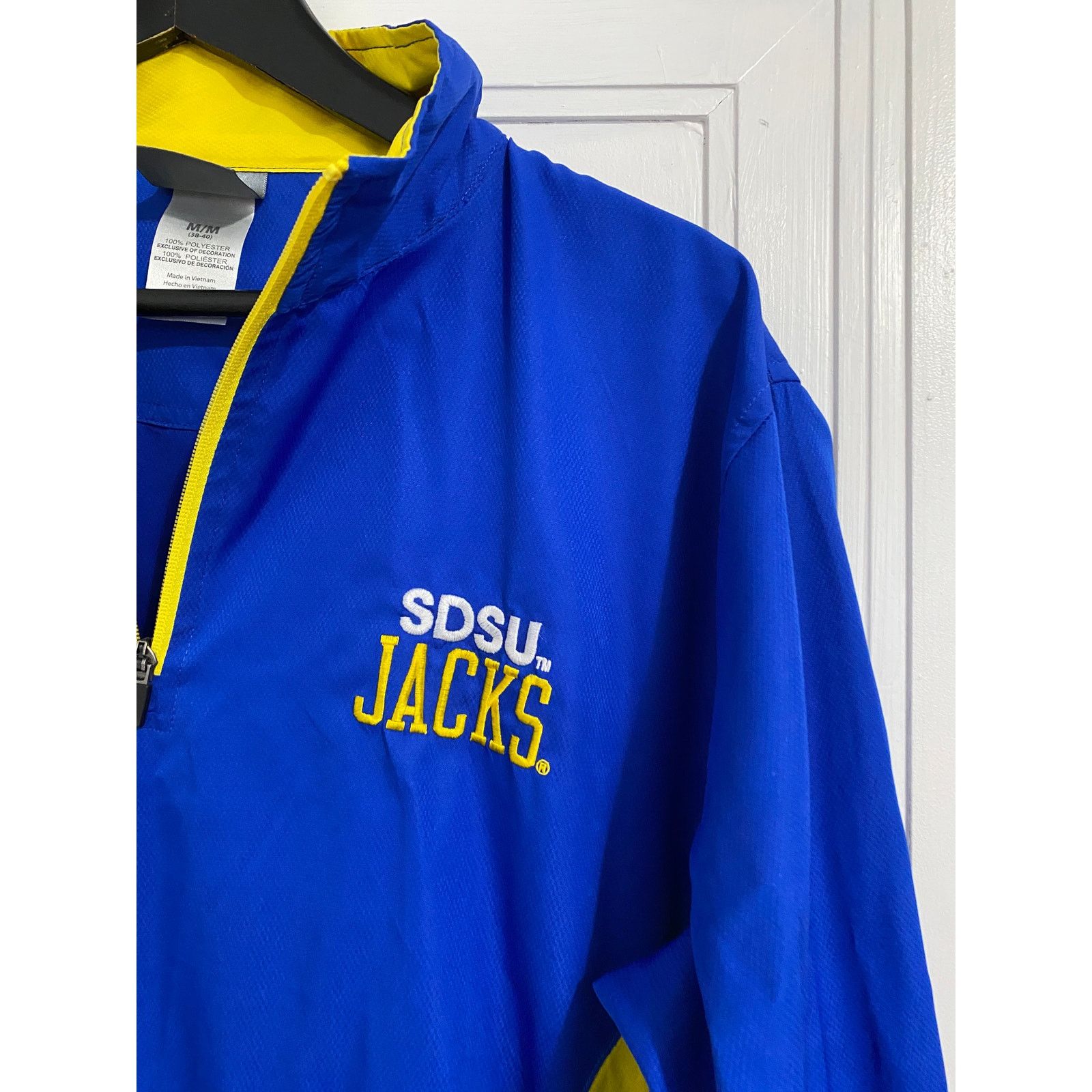 NCAA SDSU Jackrabbits Windbreaker Size M Size US M / EU 48-50 / 2 - 2 Thumbnail