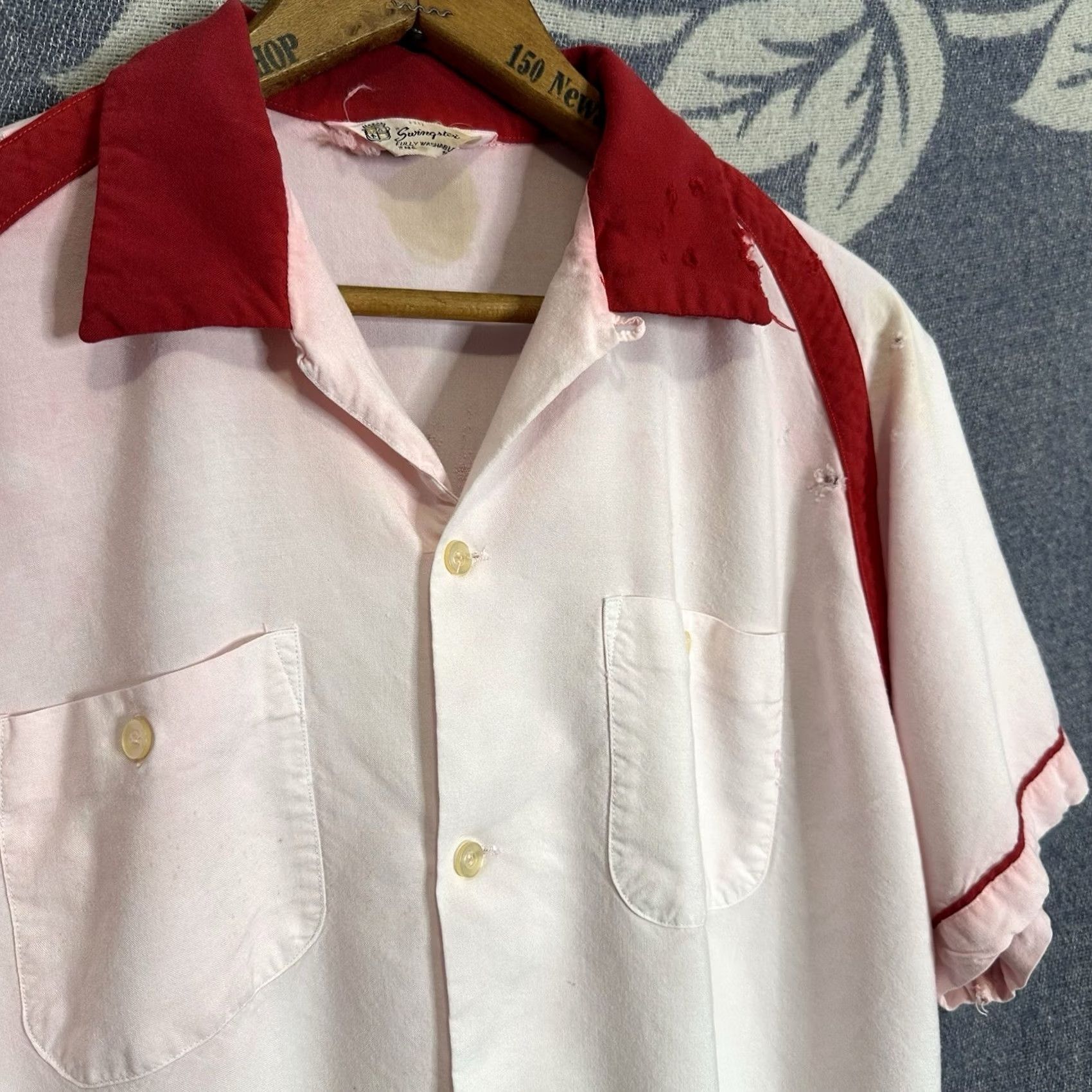Vintage VINTAGE Swingster Shirt XL White 50/60s Distressed Miller Button-Front Short Sleeve Cotton Blend Rockabilly Chest 23" Length 29" Mens Size US L / EU 52-54 / 3 - 4 Thumbnail