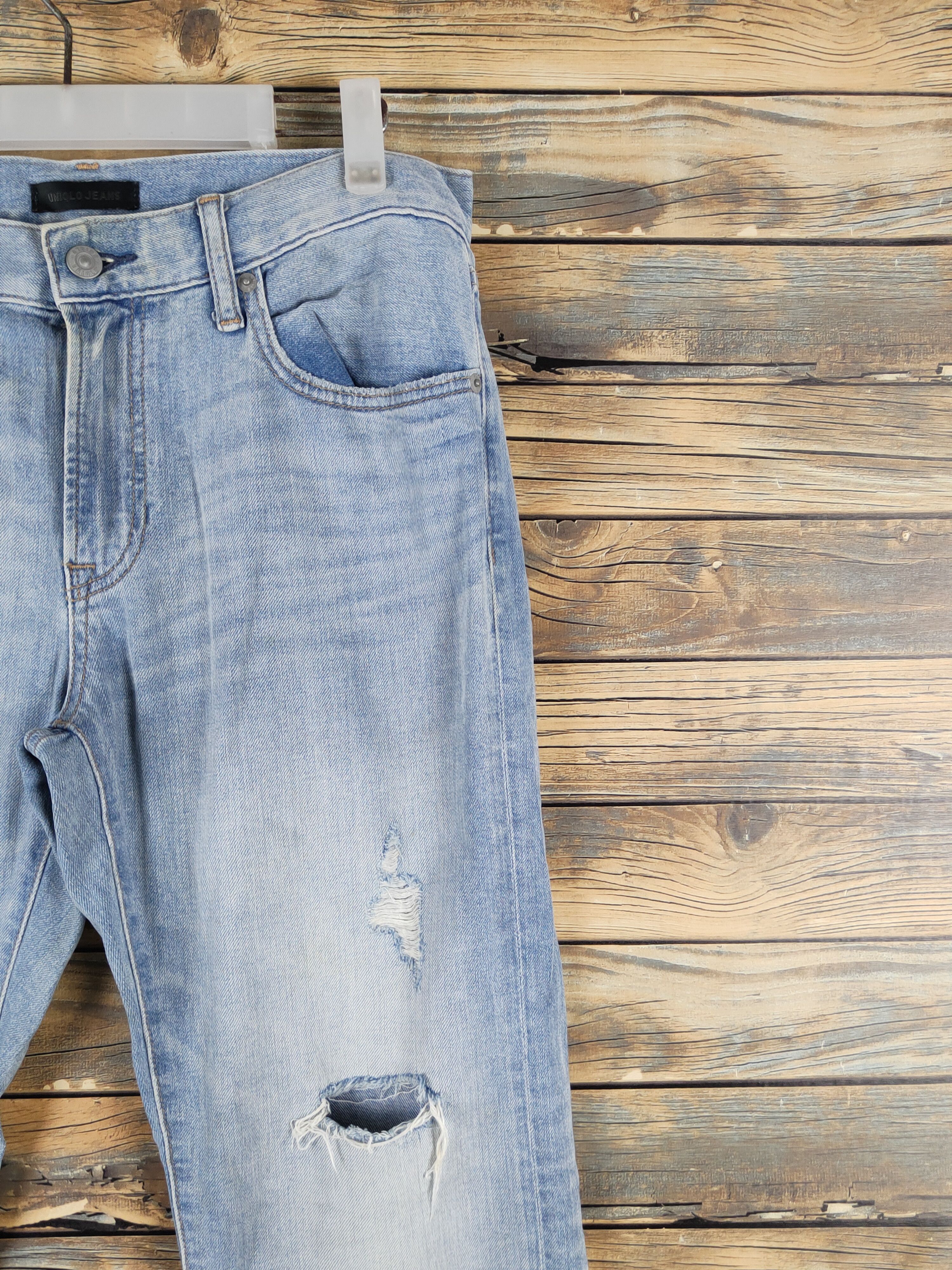 Japanese Brand Uniqlo Blue Faded Distressed Ripped Jeans #W1297 Size US 31 - 5 Thumbnail