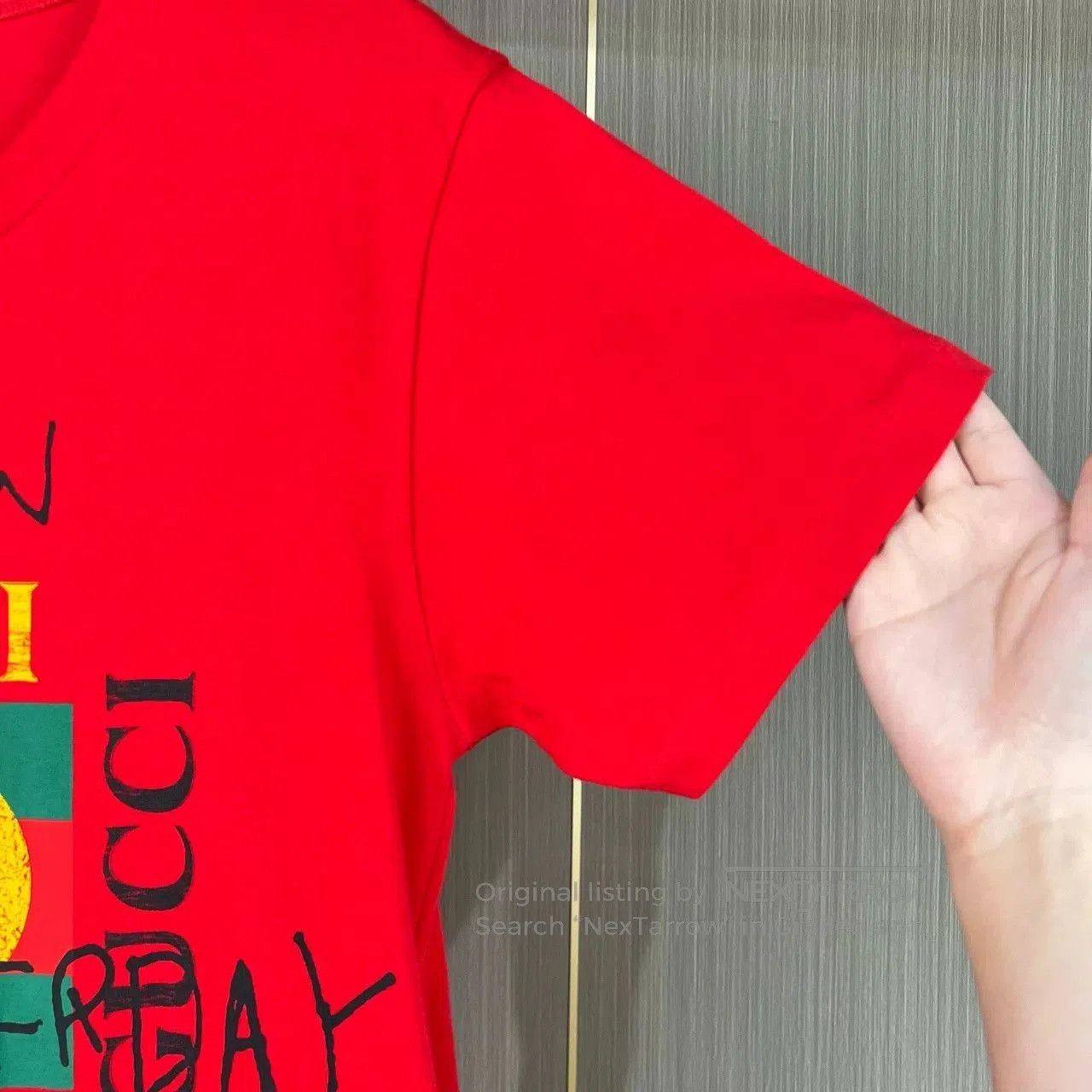 Gucci Gucci Square Graffiti Letter Short Sleeve. Size XS / US 0-2 / IT 36-38 - 4 Thumbnail