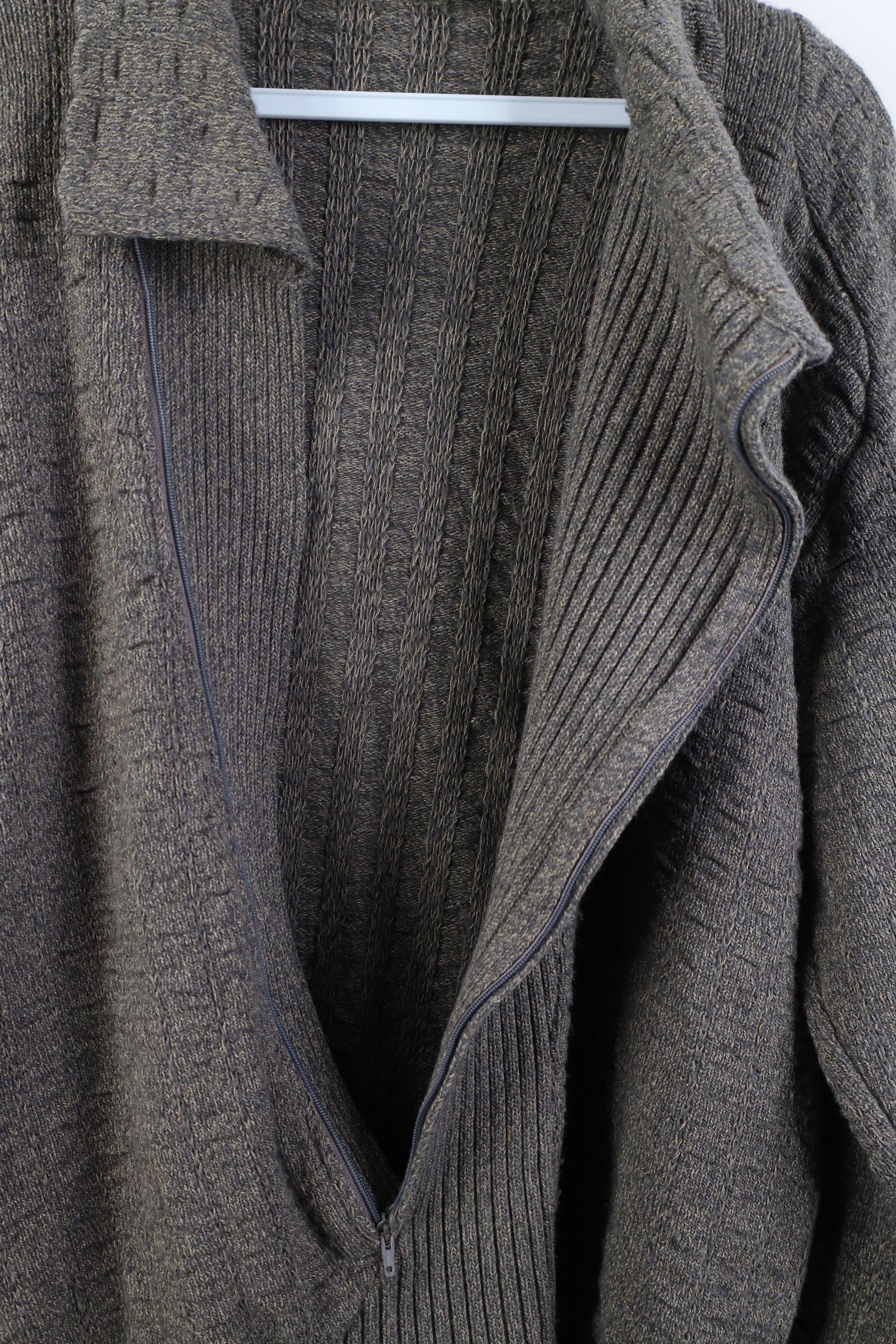 Vintage Vintage 70s 80s Streetwear Asymmetric Collared Sweater Wool Size US L / EU 52-54 / 3 - 6 Thumbnail