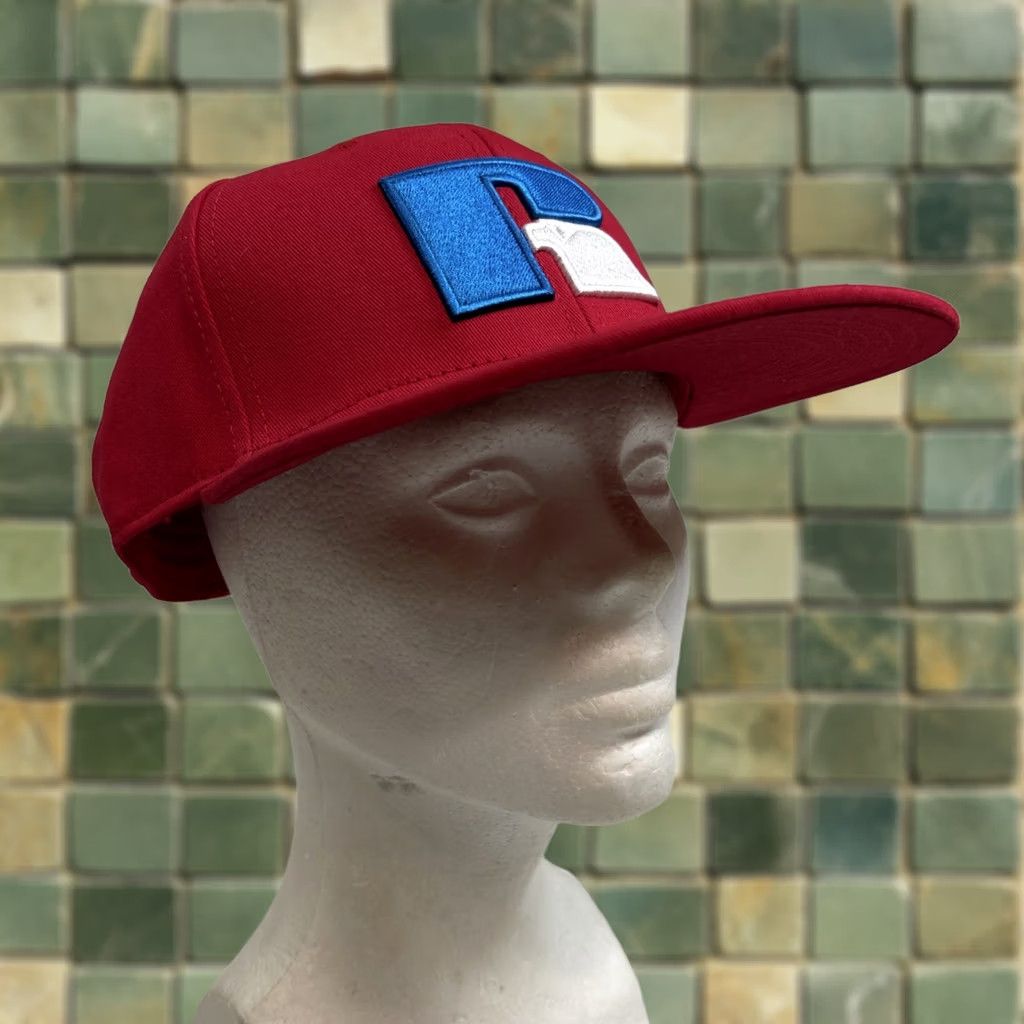 Russell Athletic VINTAGE RUSSELL ATHLETIC Cap SNAPBACK Adjustable Flat Billed Embroidered Logo Red Mens Size ONE SIZE - 1 Thumbnail