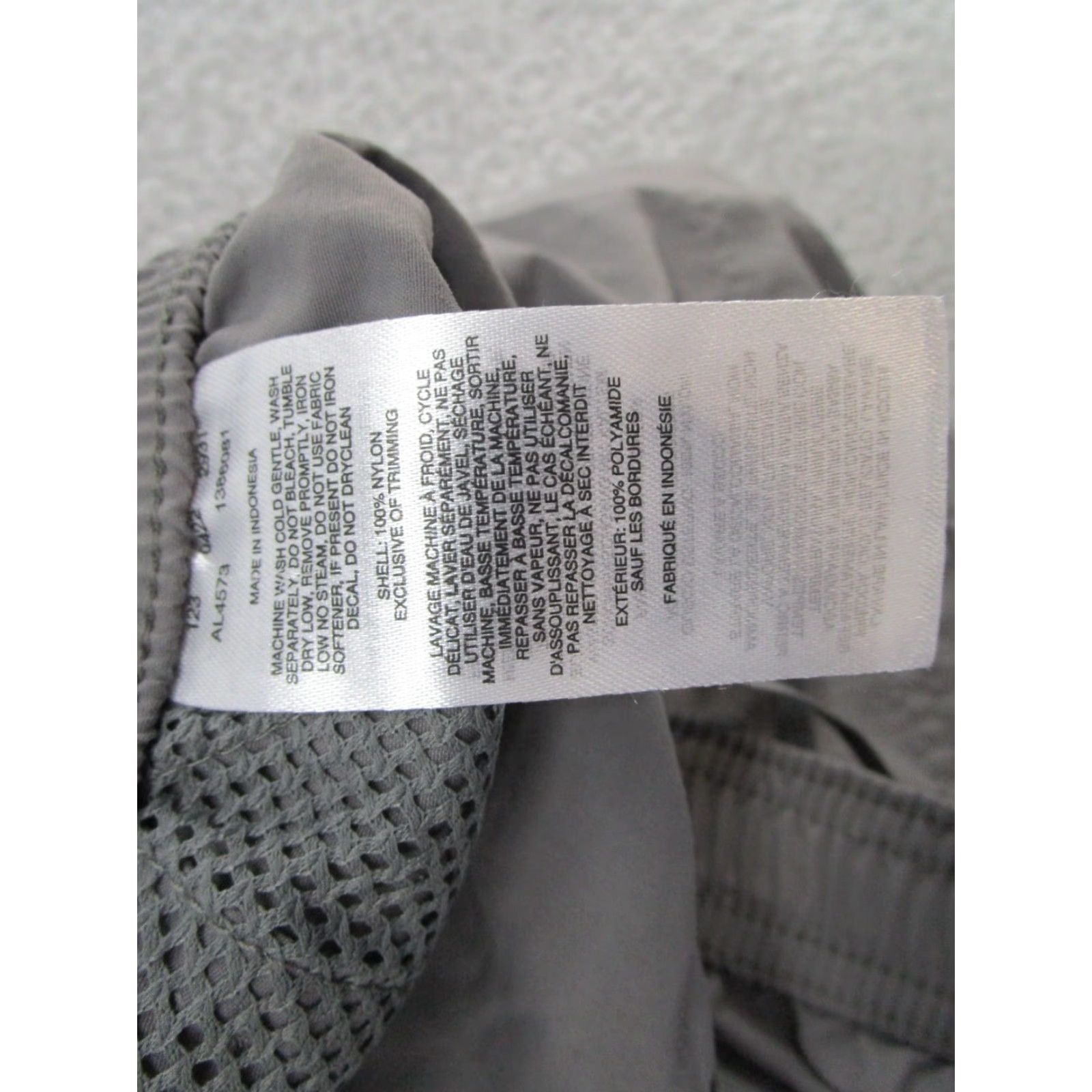 Vintage Columbia Shorts Elastic Waist Gray Women's Size Large Outdoor Hiking Drawstring Size 36" / US 14 / IT 50 - 3 Thumbnail