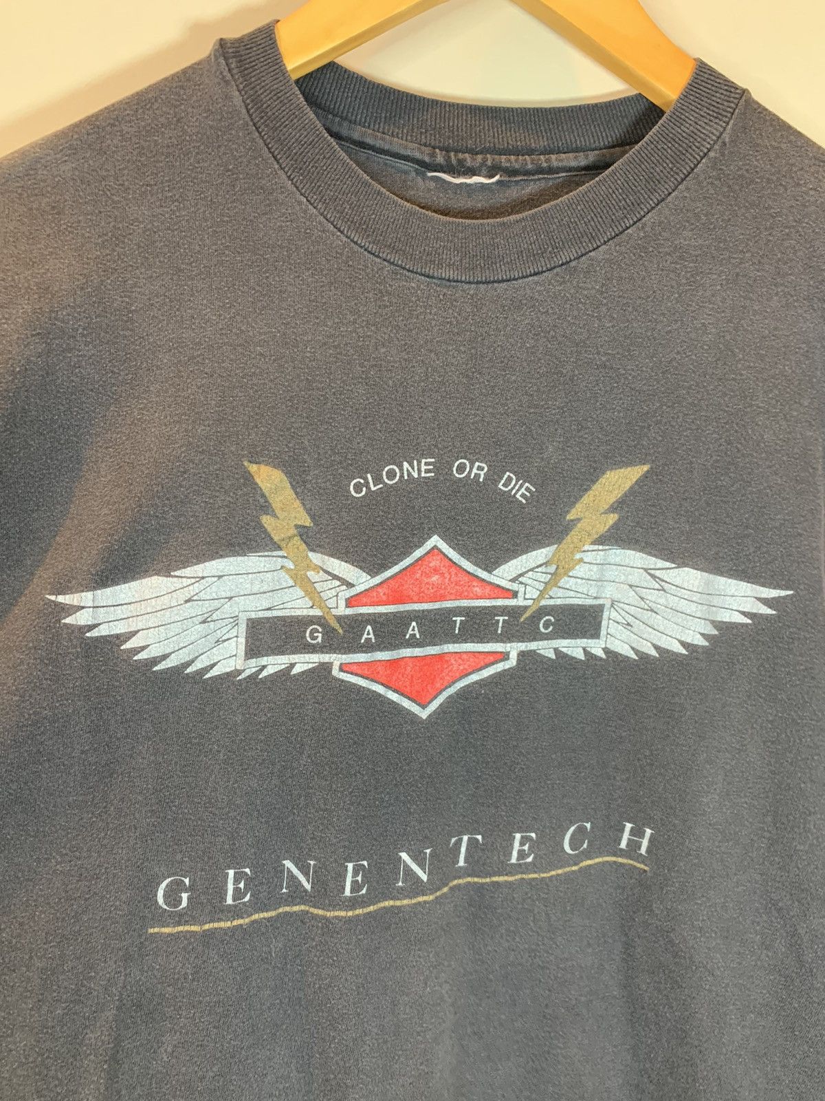 Arts & Science × Vintage *RARE* Vintage Genentech Clone Or Die Single Stitch T-Shirt Size US L / EU 52-54 / 3 - 3 Thumbnail