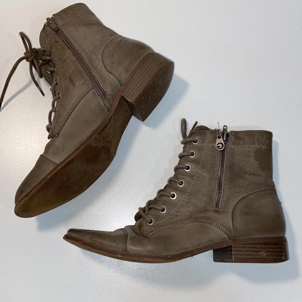 Guess Guess l Y2K Taupe Faux Leather Combat Boots Size 8 Size US 8 / IT 38 - 5 Thumbnail