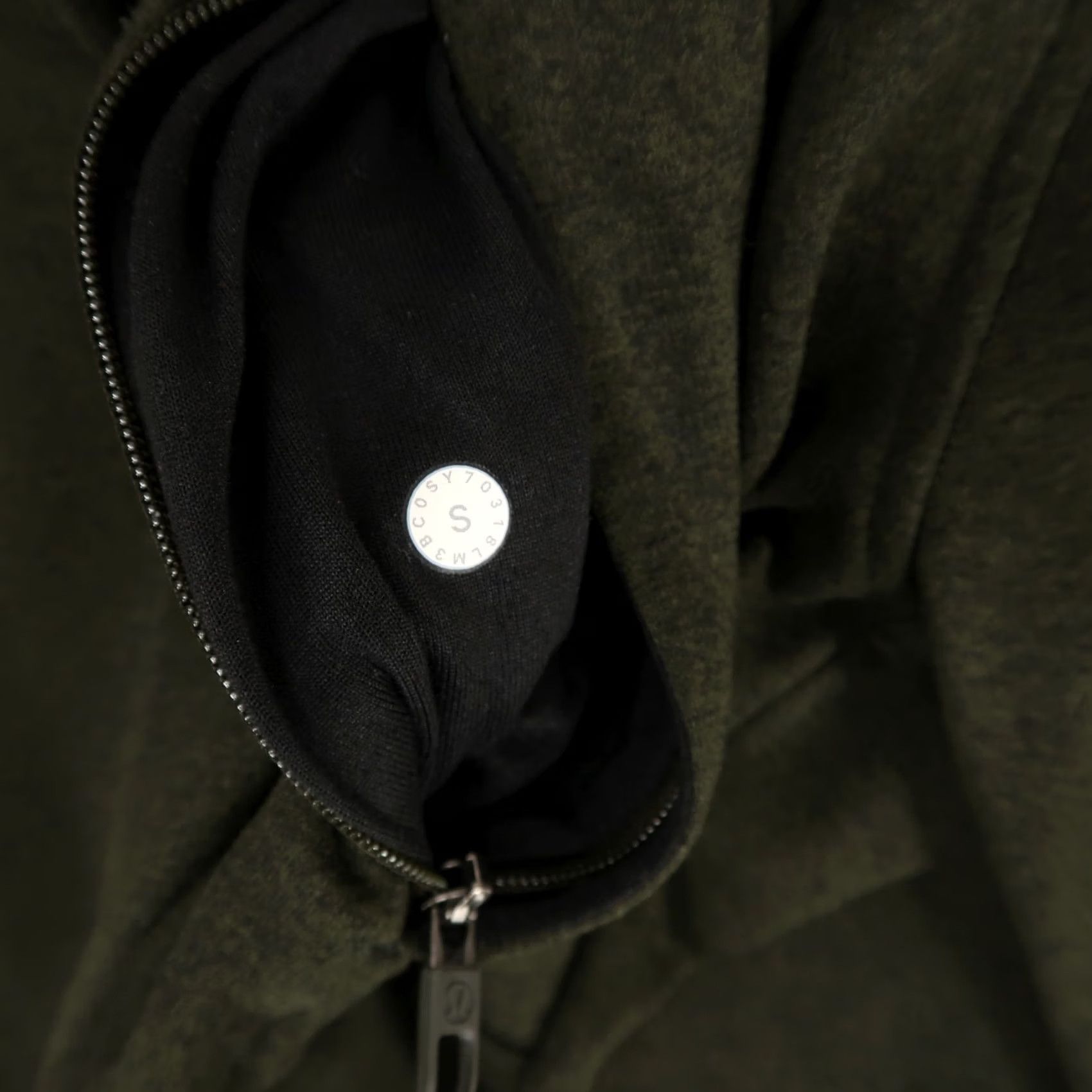 Lululemon Lululemon City Sweatshirt Mens S Green Crewneck Zip Pocket Thermo Sweatshirt Size US S / EU 44-46 / 1 - 8 Thumbnail
