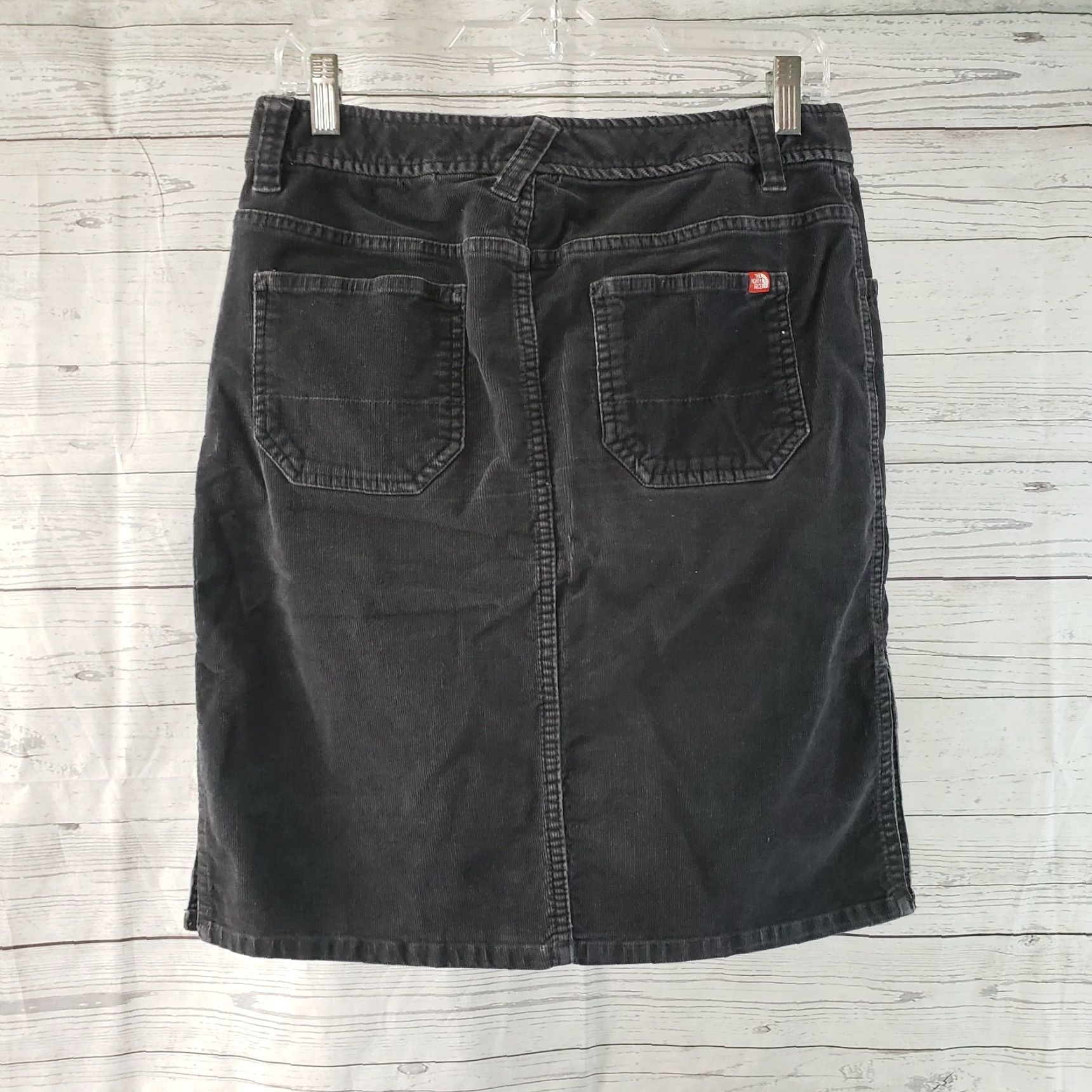 The North Face The North Face Womens Corduroy Pencil Skirt Sz 4 Solid Gray Pockets Cotton Blend Size 27" / US 4 / IT 40 - 2 Thumbnail